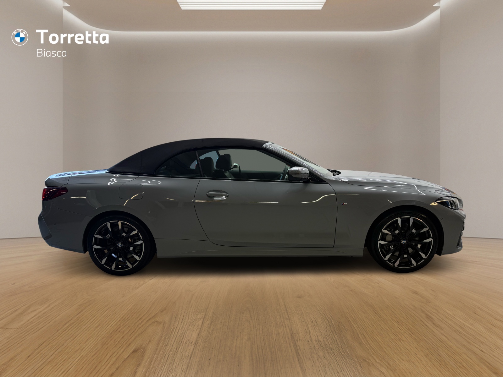 BMW 430i xDrive Cabriolet M Sport Steptronic-image-4