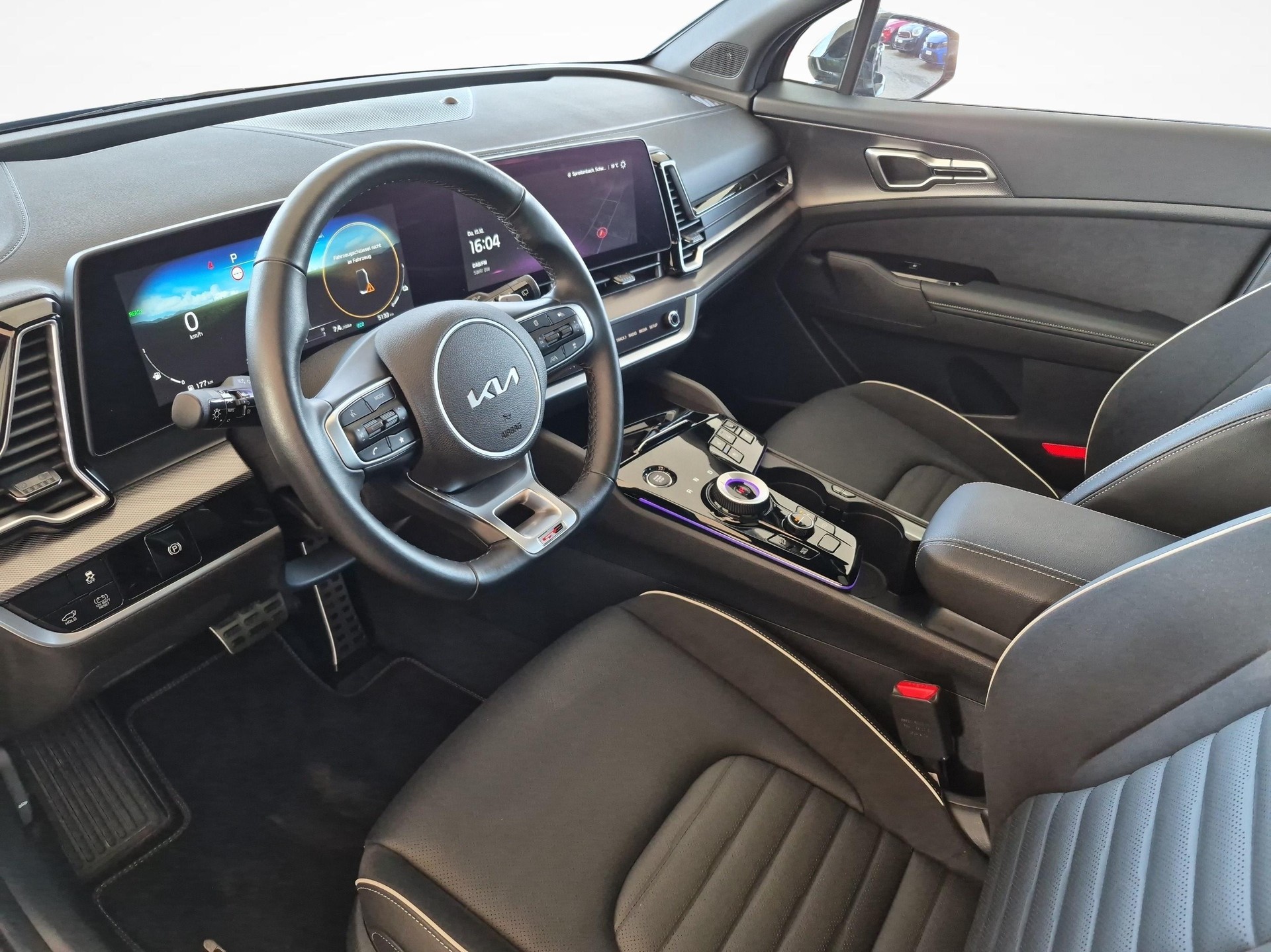 KIA Sportage 1.6 T-GDi Hybrid GT-Line-image-12