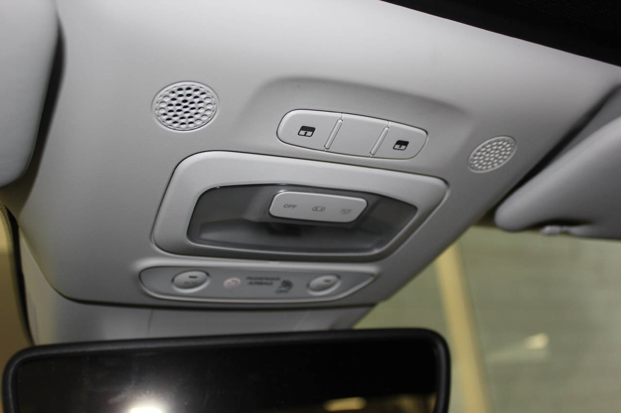 FIAT 500 Cabrio La Prima-image-9