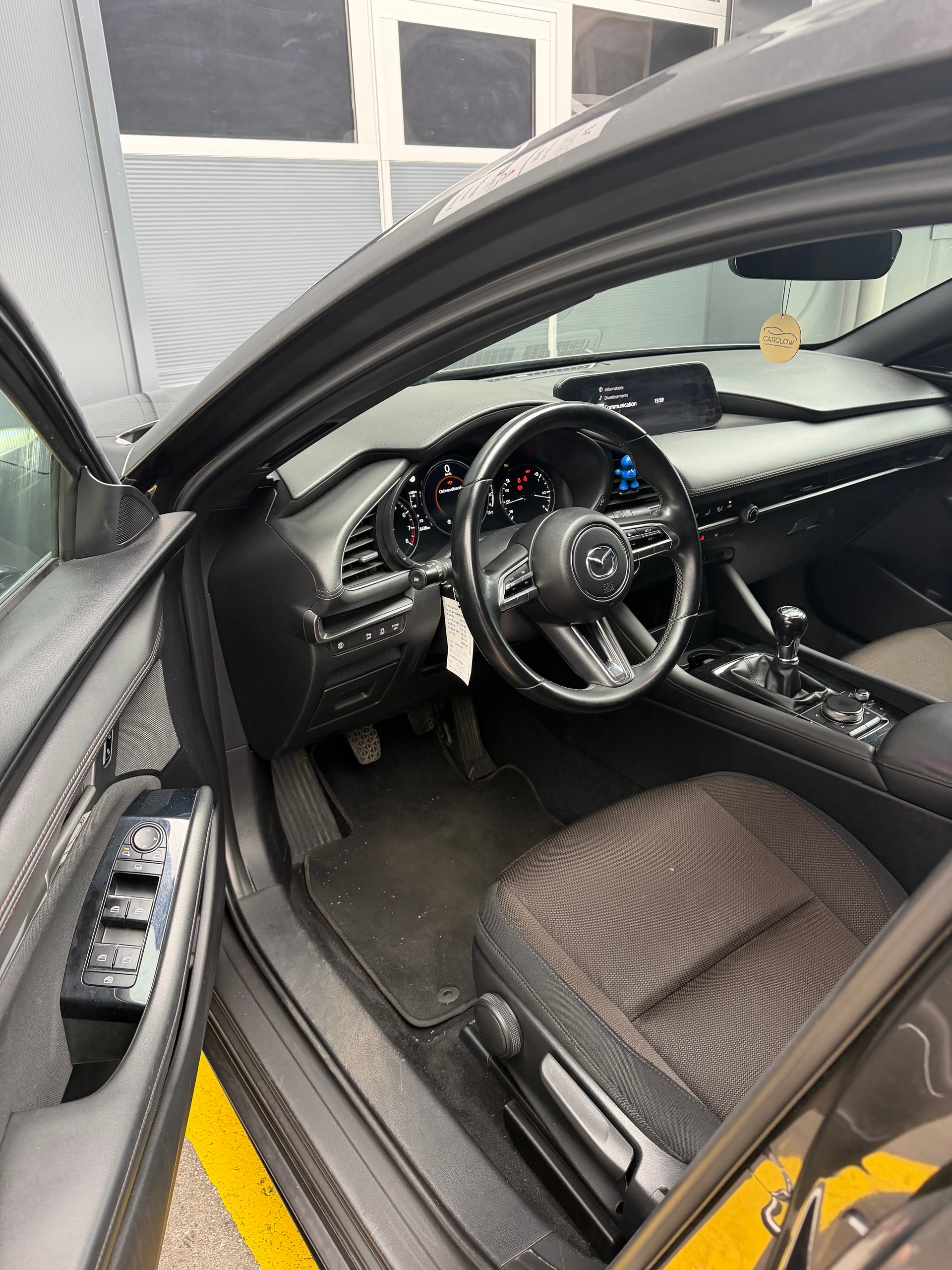 MAZDA 3 Hatchback SKYACTIV-X M Hybrid 180 Revolution-image-12