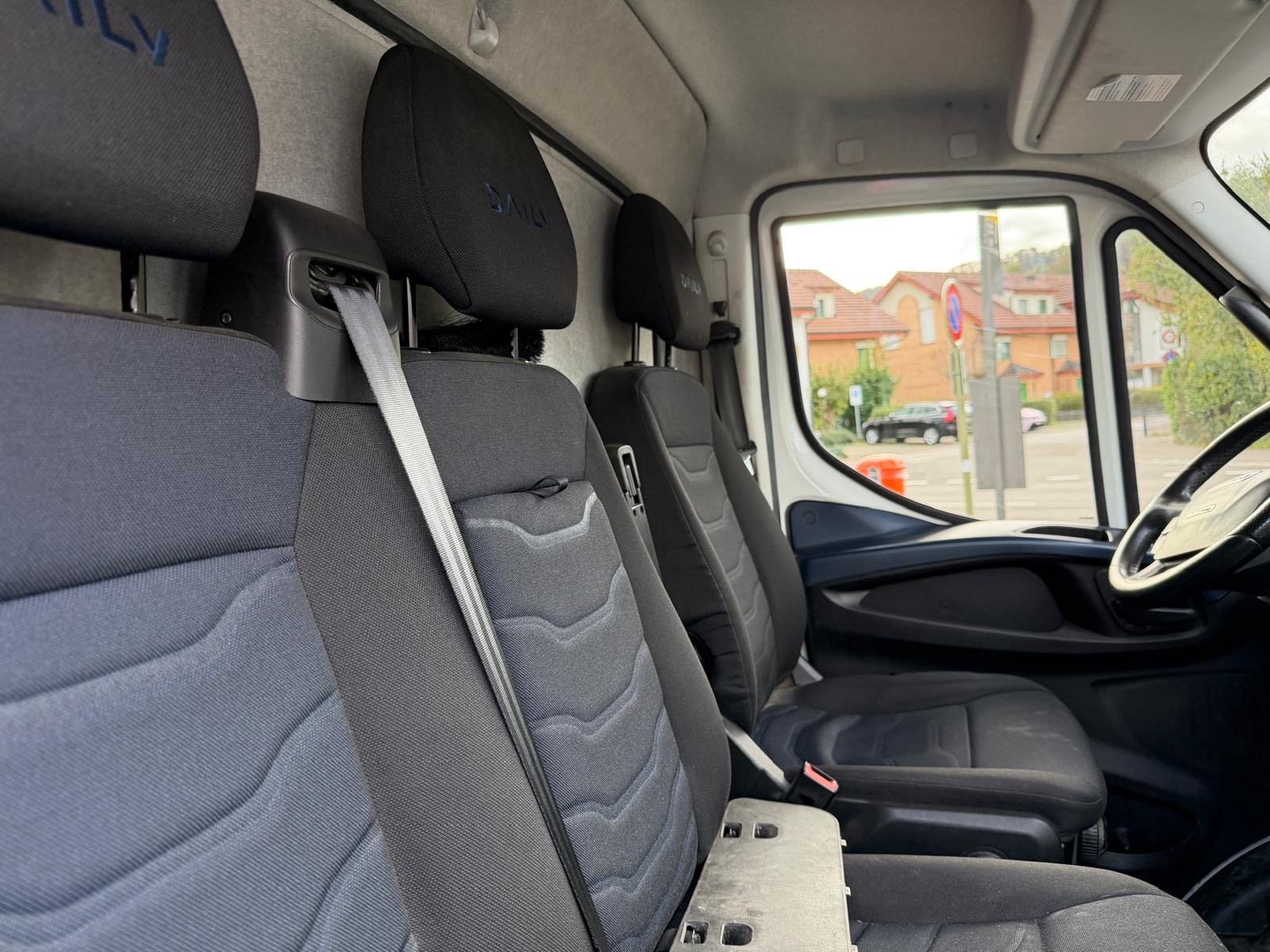 IVECO 70 C 21 A8 Frisch ab Kontrolle-Mfk-image-7