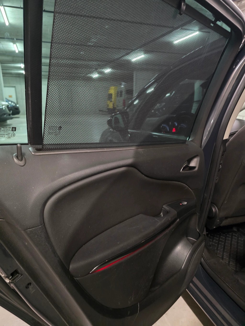 OPEL Zafira Tourer 1.6 CDTi Sport-image-15
