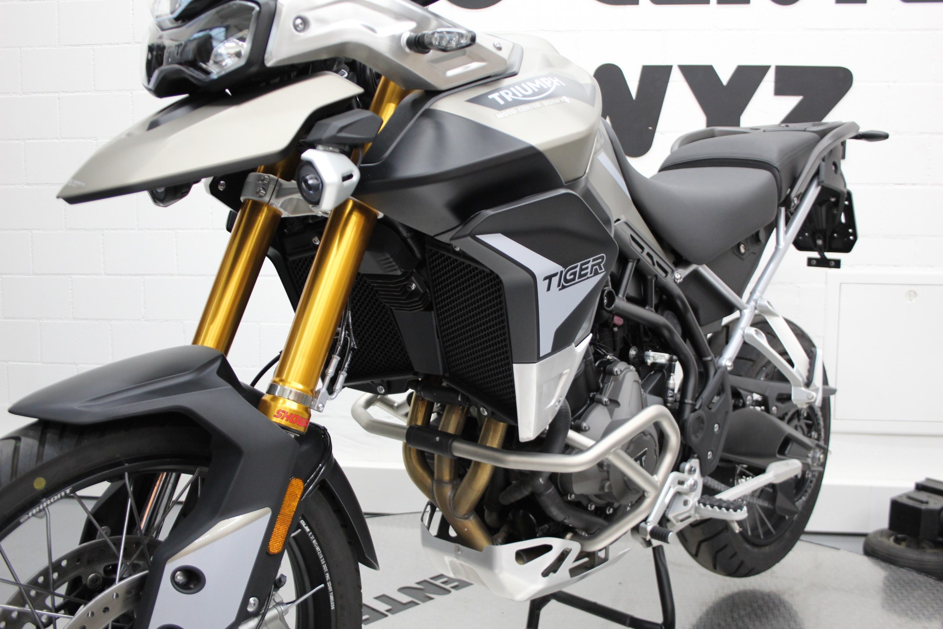 TRIUMPH Tiger 900 Rally Pro-showroom-element-3