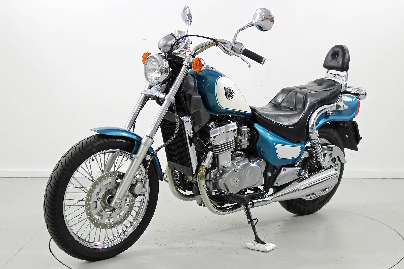 KAWASAKI EN-showroom-element-2