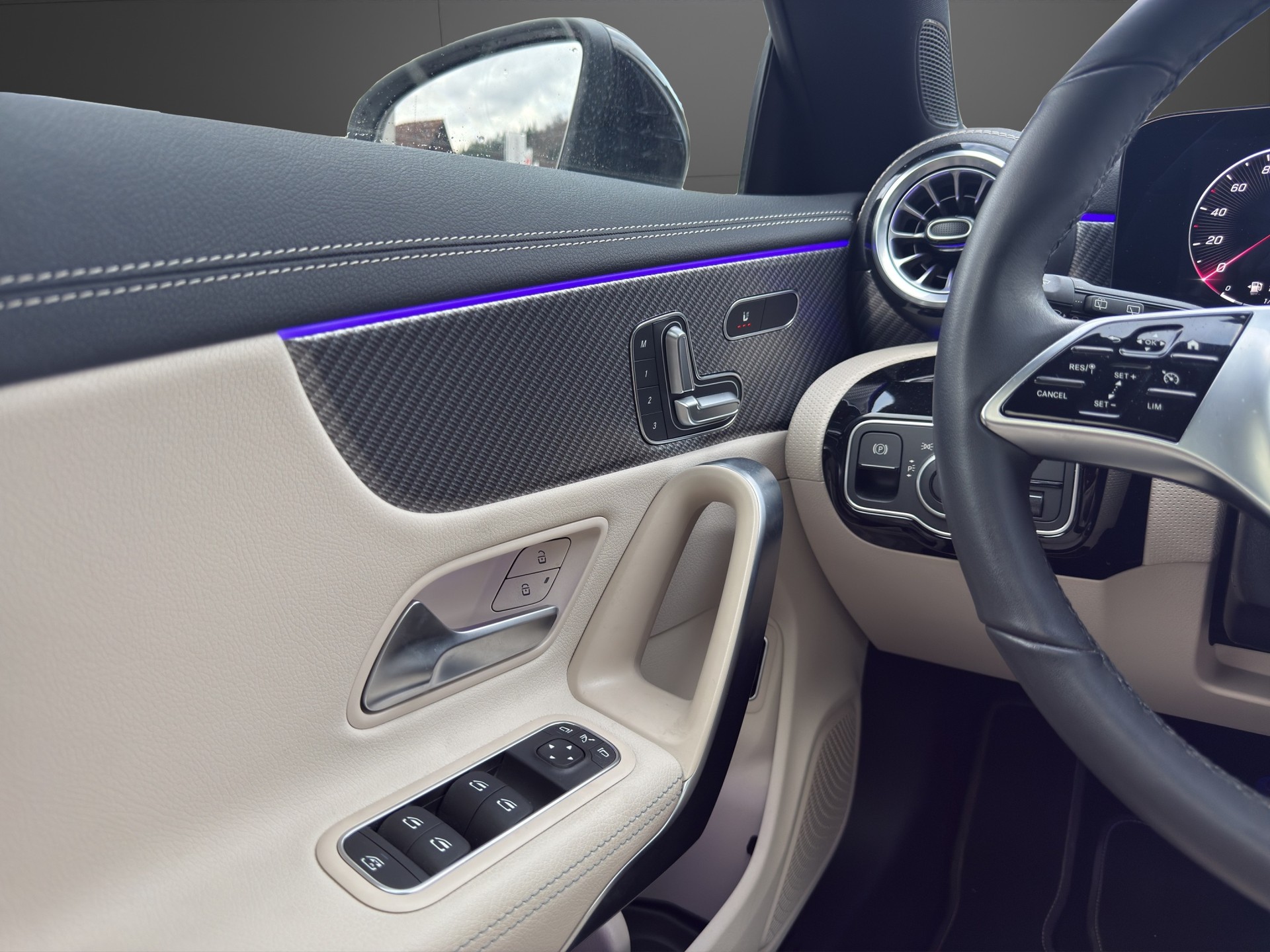 MERCEDES-BENZ CLA Shooting Brake 220 d 8G-DCT-image-10
