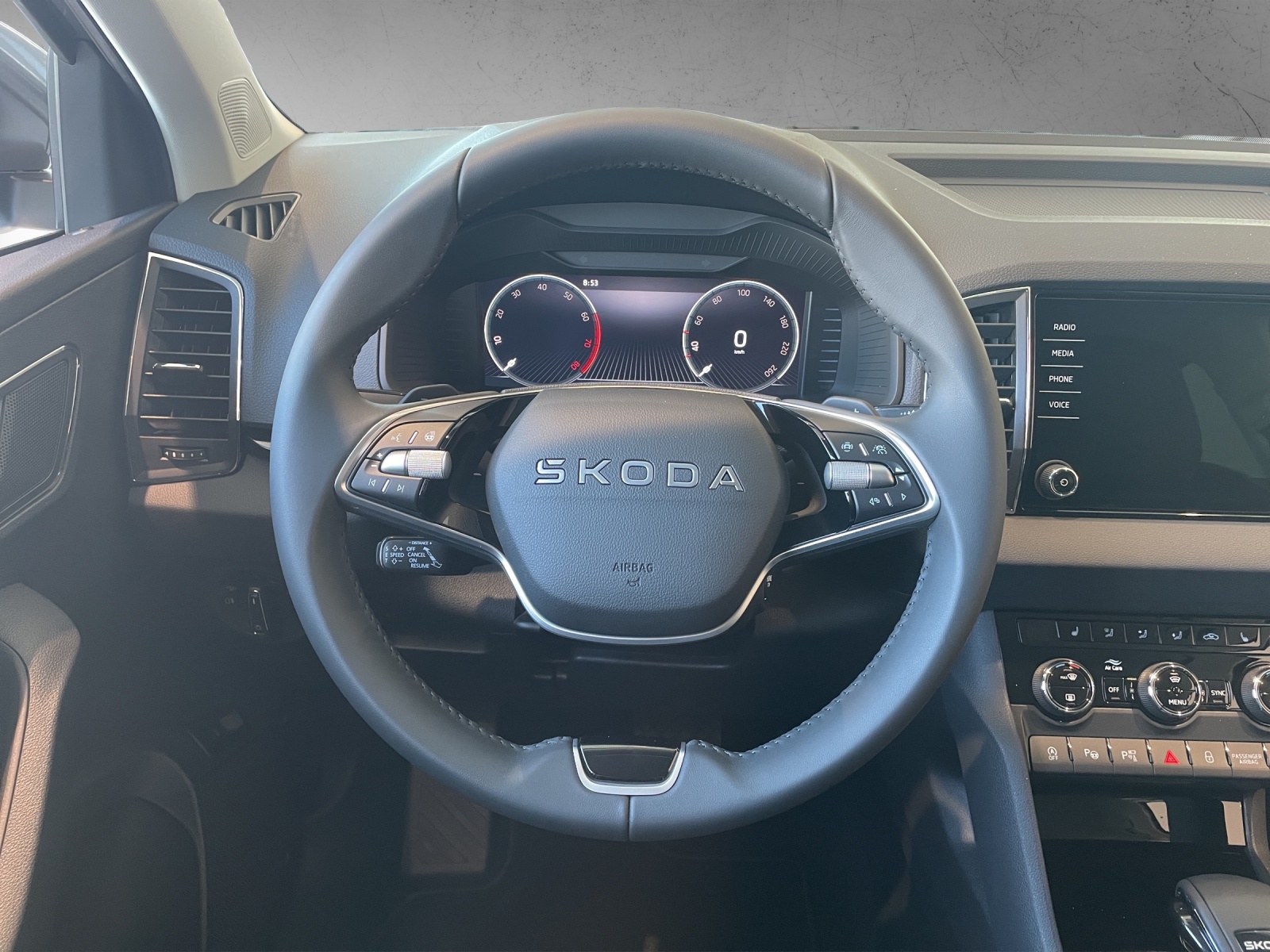SKODA SKODA Karoq Dynamic-image-9
