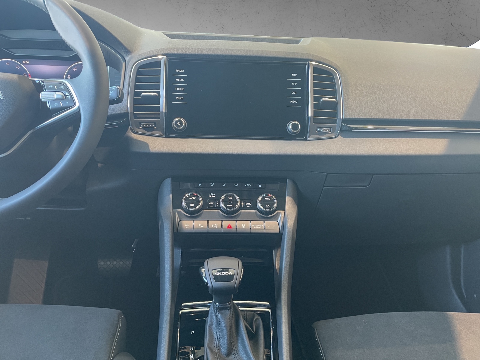 SKODA SKODA Karoq Dynamic-image-10