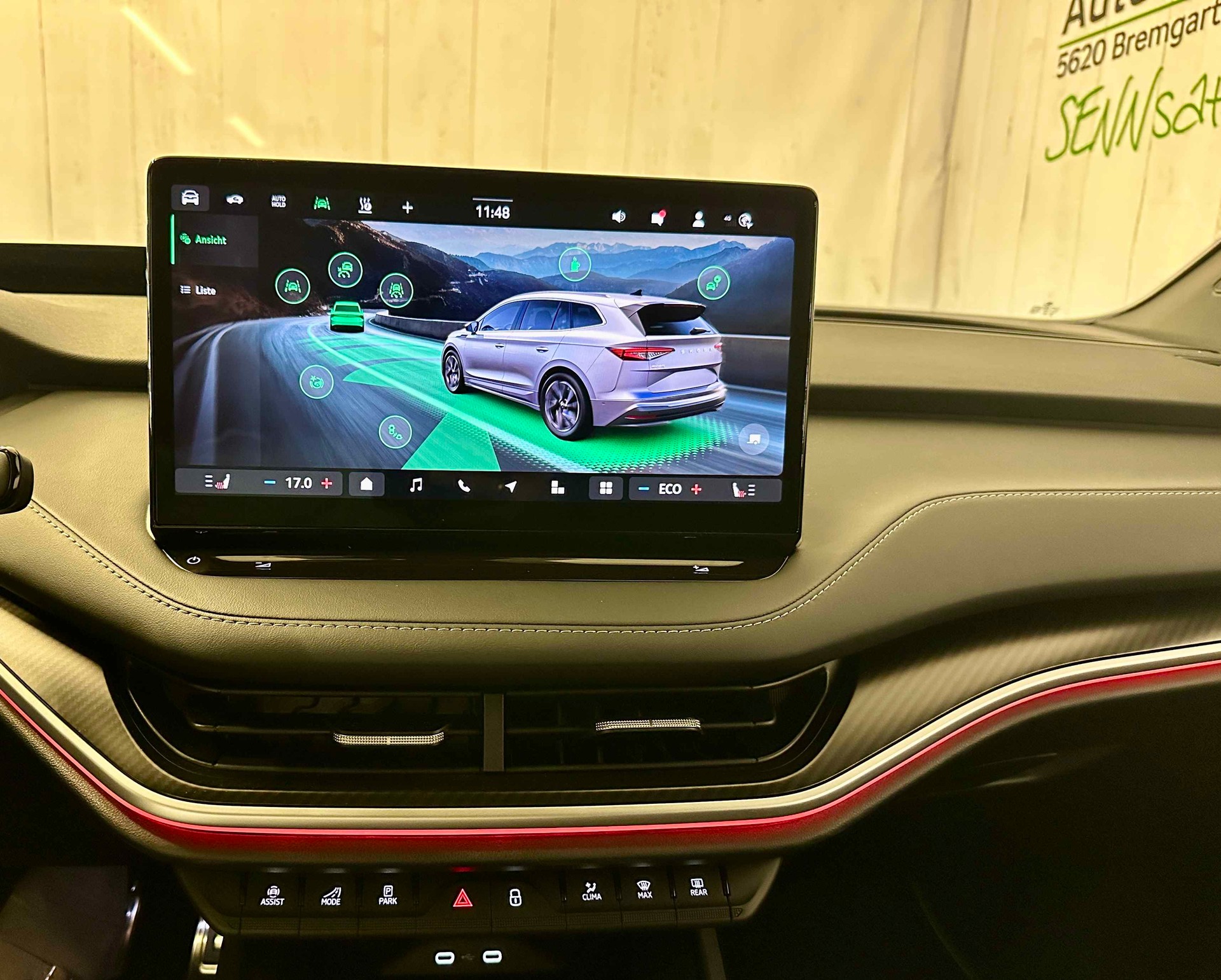 SKODA Enyaq 85 Sportline-image-12