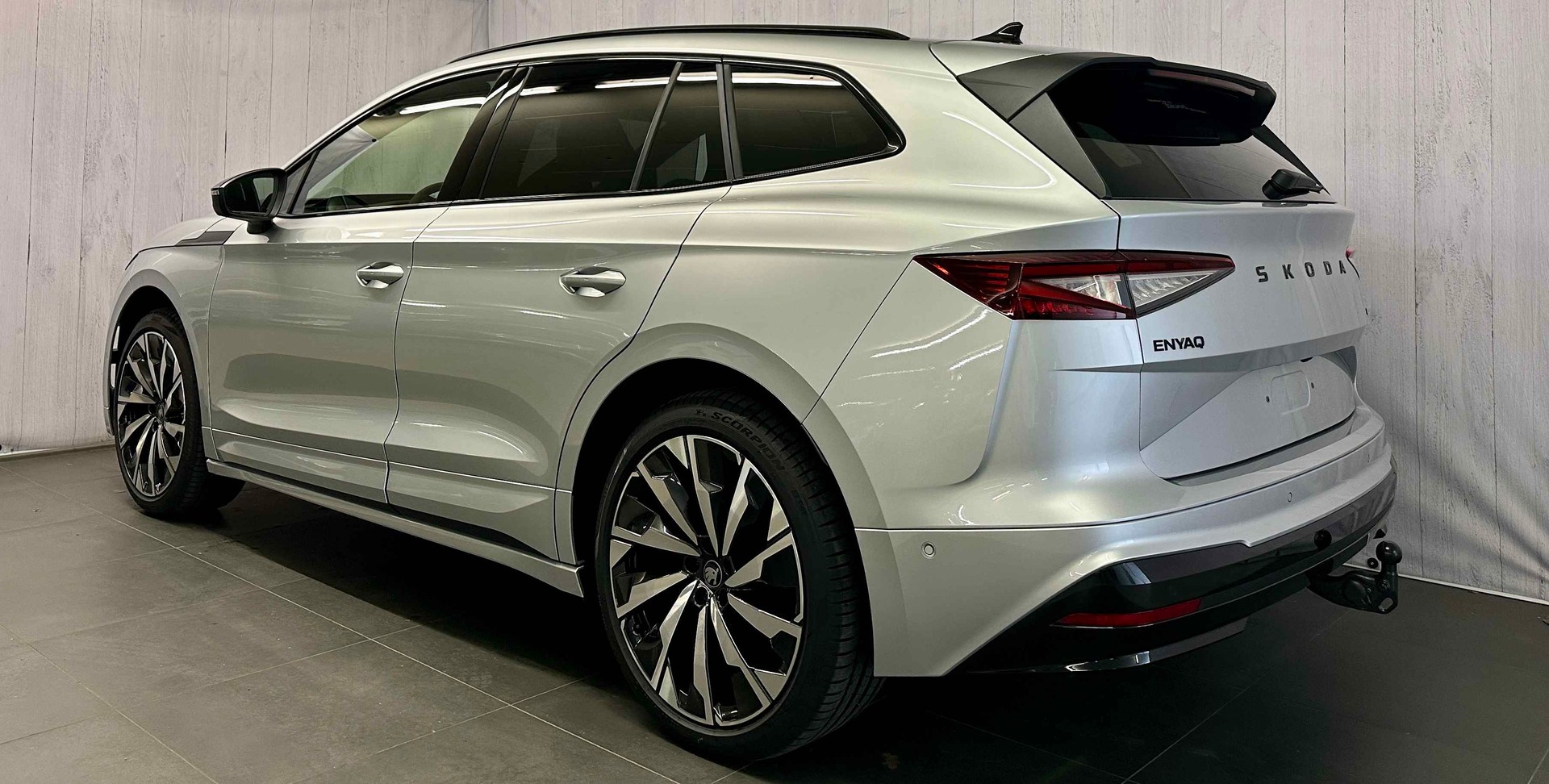SKODA Enyaq 85 Sportline-image-6