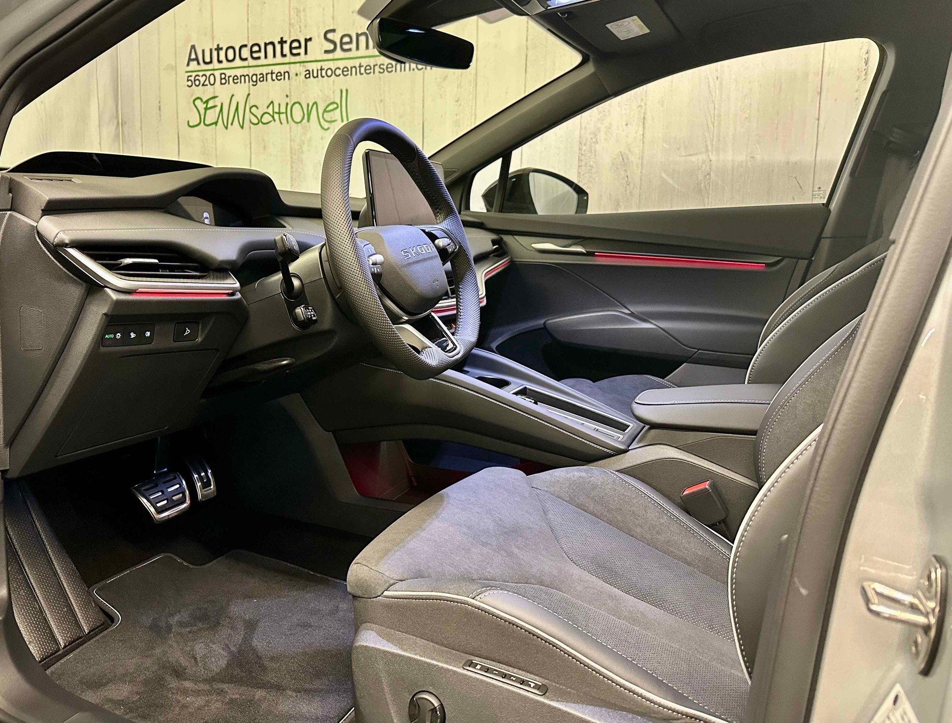 SKODA Enyaq 85 Sportline-image-8