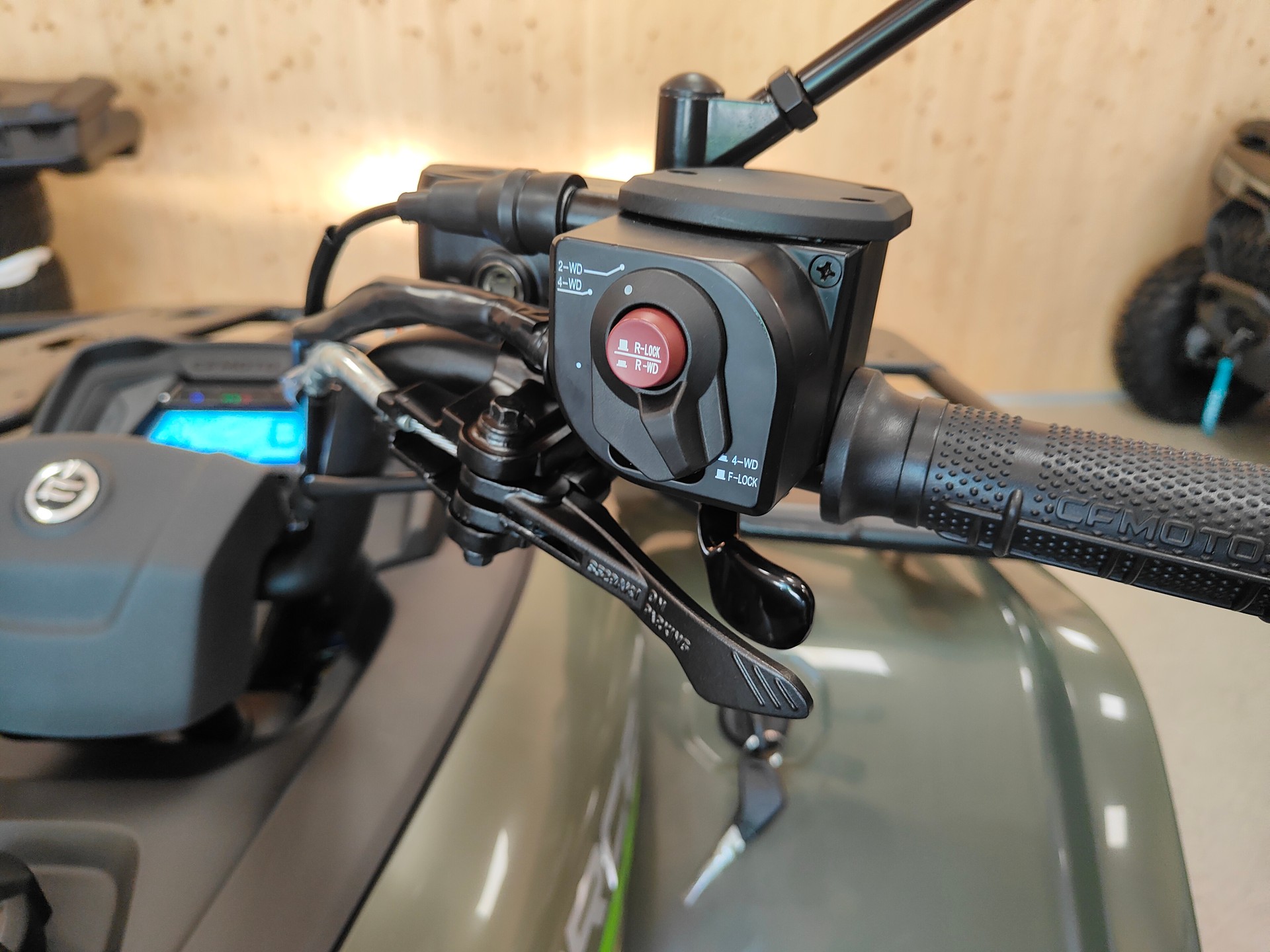 CF MOTO CFORCE 450 40Km/h-image-11