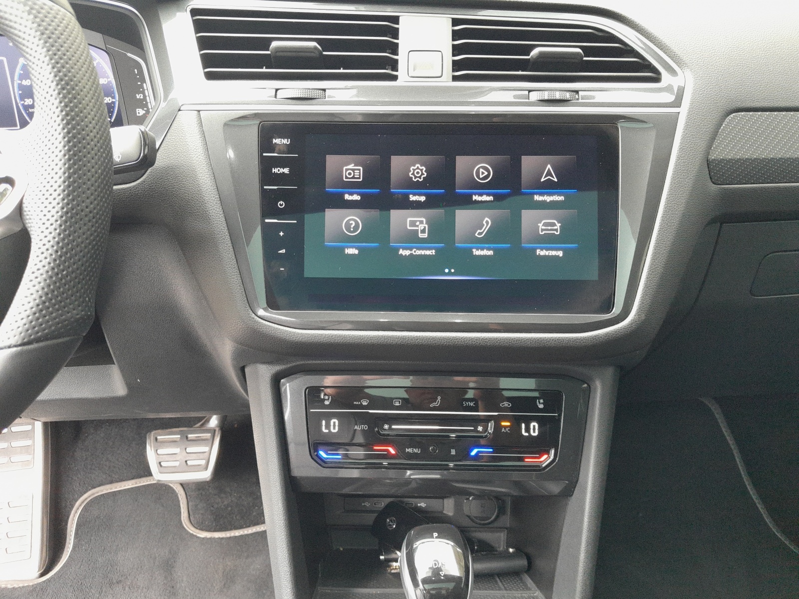 VW Tiguan Allspace 2.0 TDI SCR R-Line 4Motion DSG-image-9