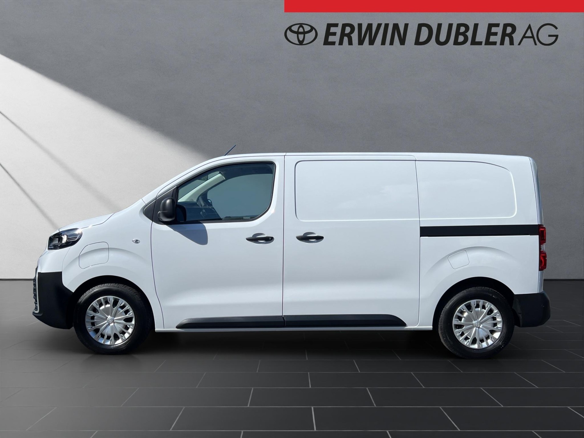TOYOTA PROACE Van L1 75KWh Advanced-showroom-element-1