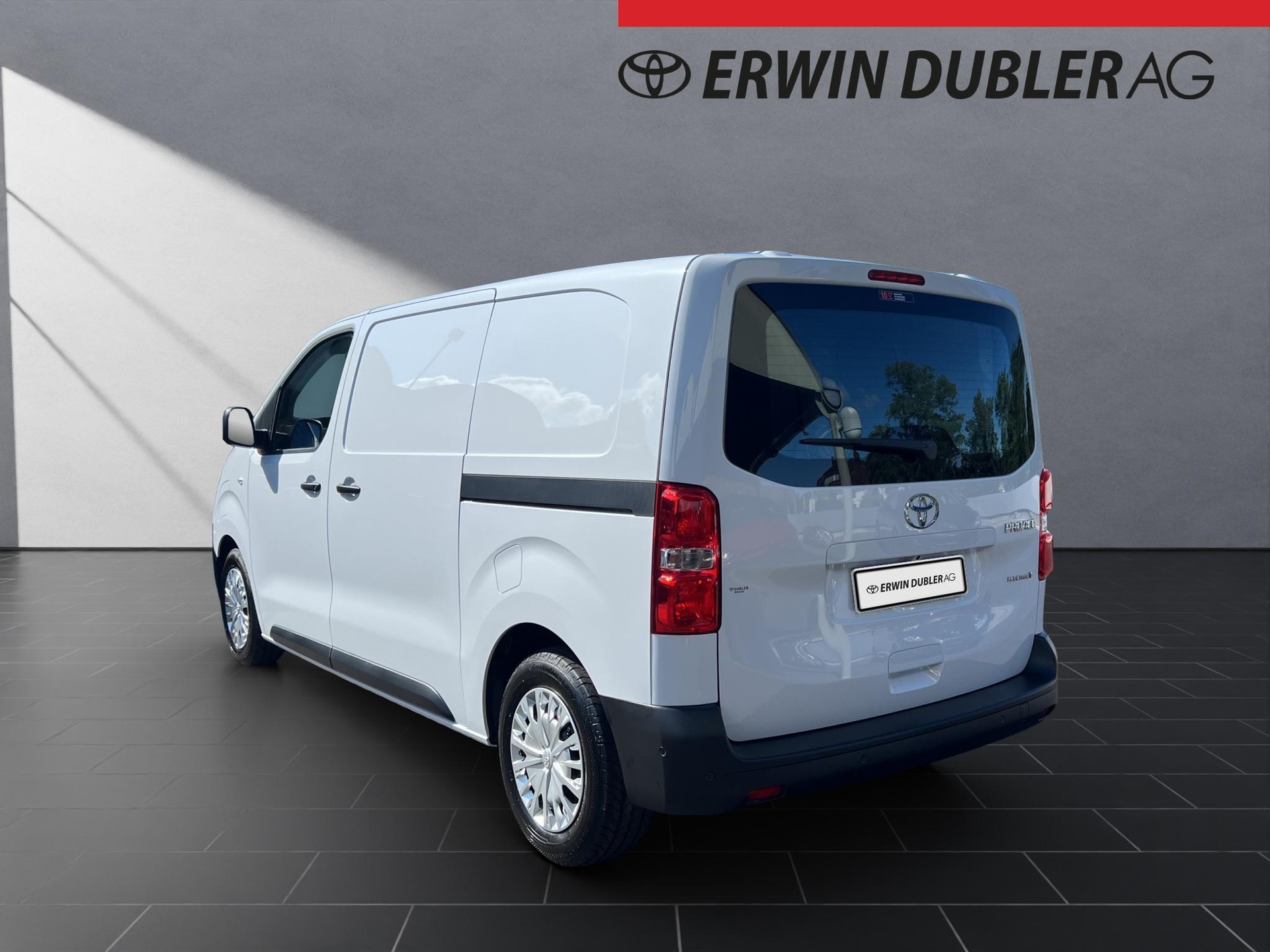TOYOTA PROACE Van L1 75KWh Advanced-showroom-element-3