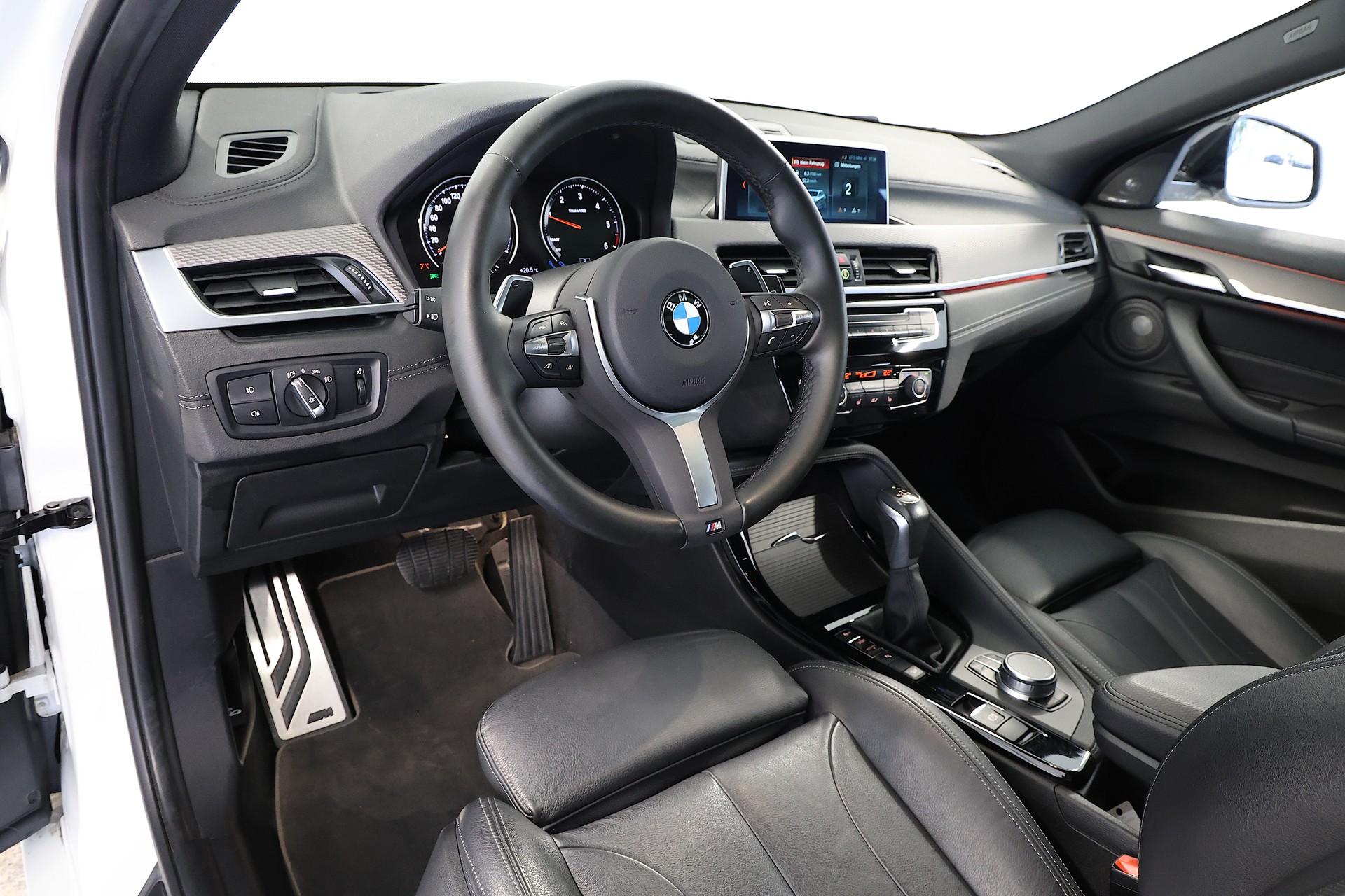 BMW X2 xDrive 25d M-Sport Steptronic-image-7