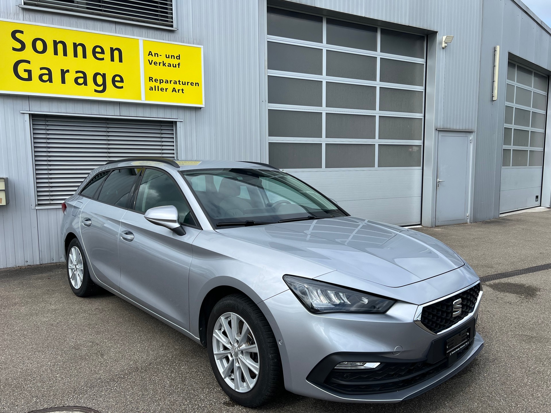 SEAT Leon ST 2.0 TDI EVO DSG Style-image-0