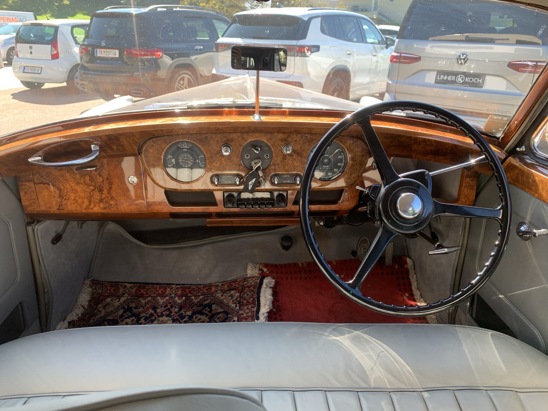 BENTLEY S1-image-8