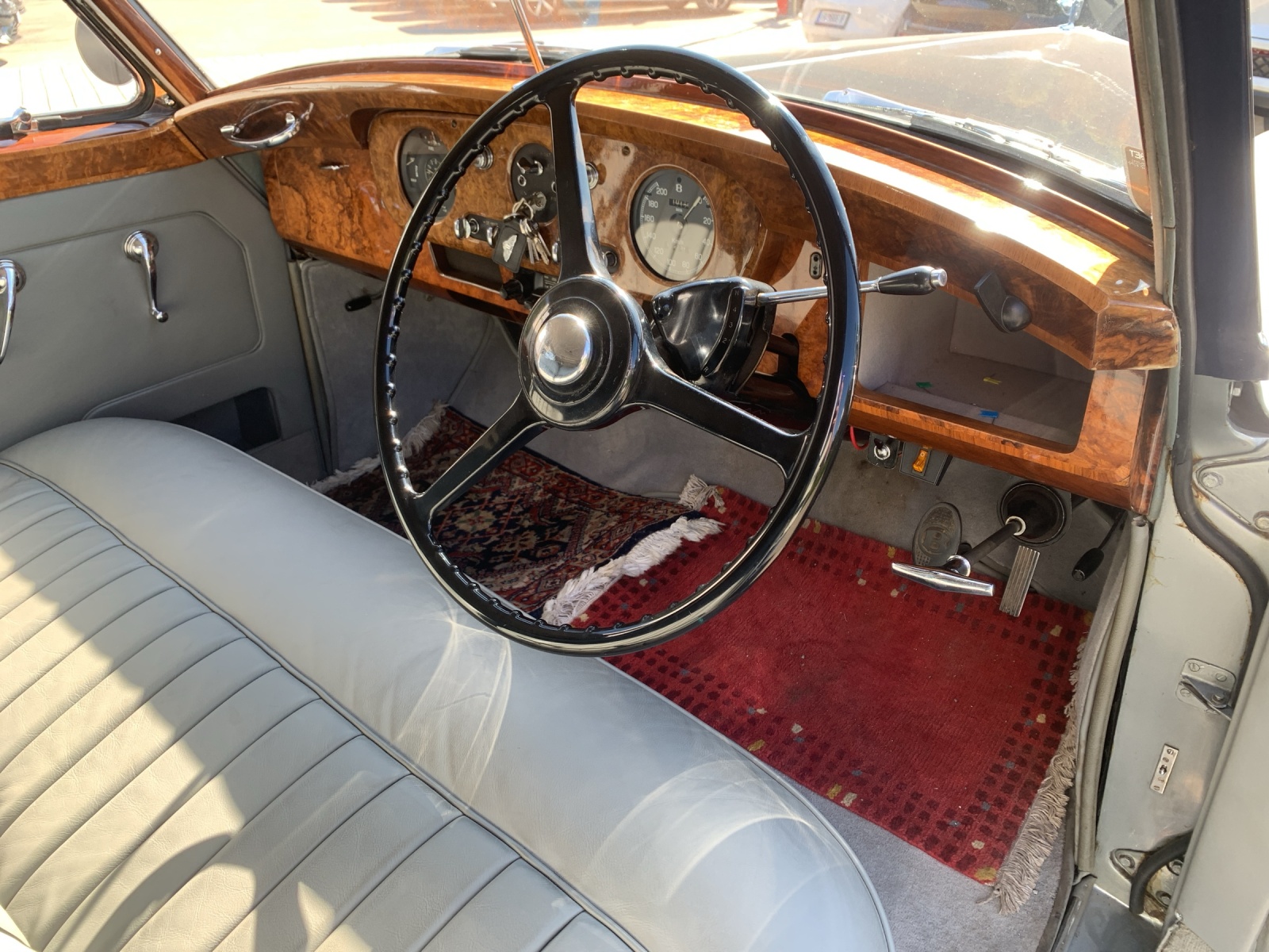 BENTLEY S1-image-12