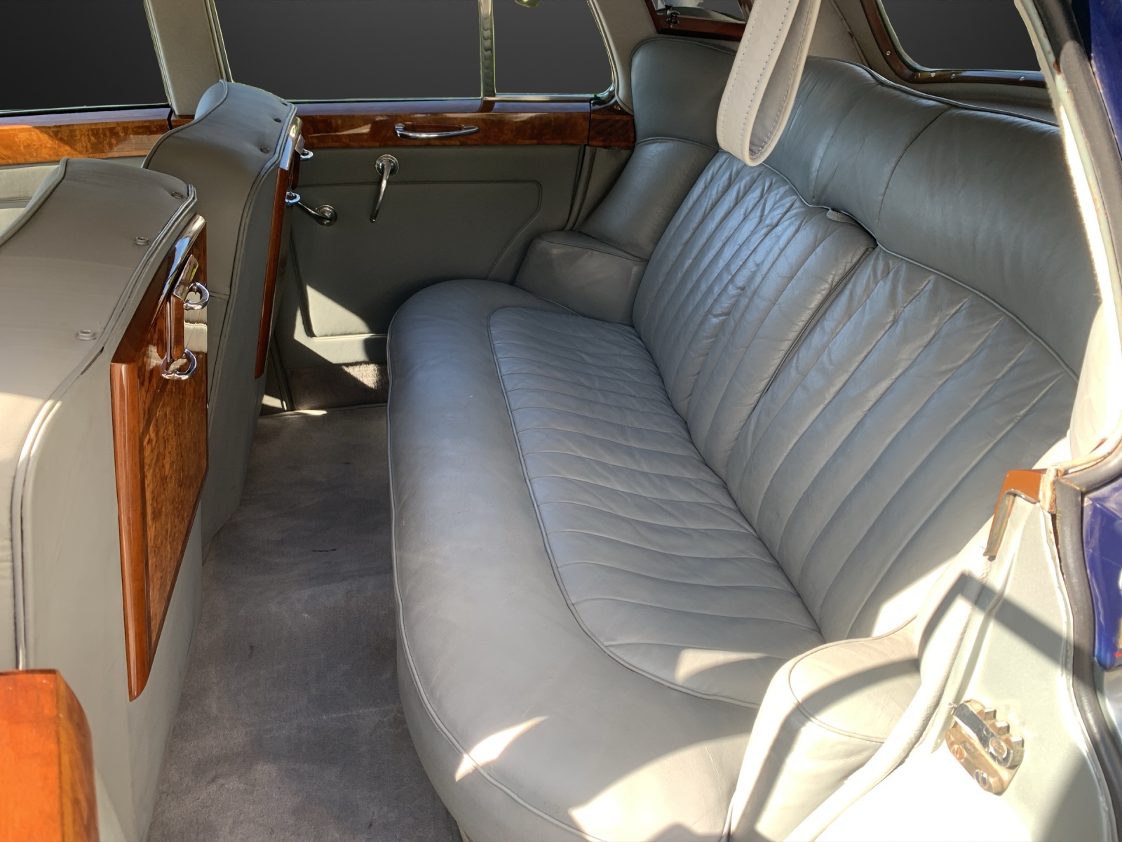 BENTLEY S1-image-7