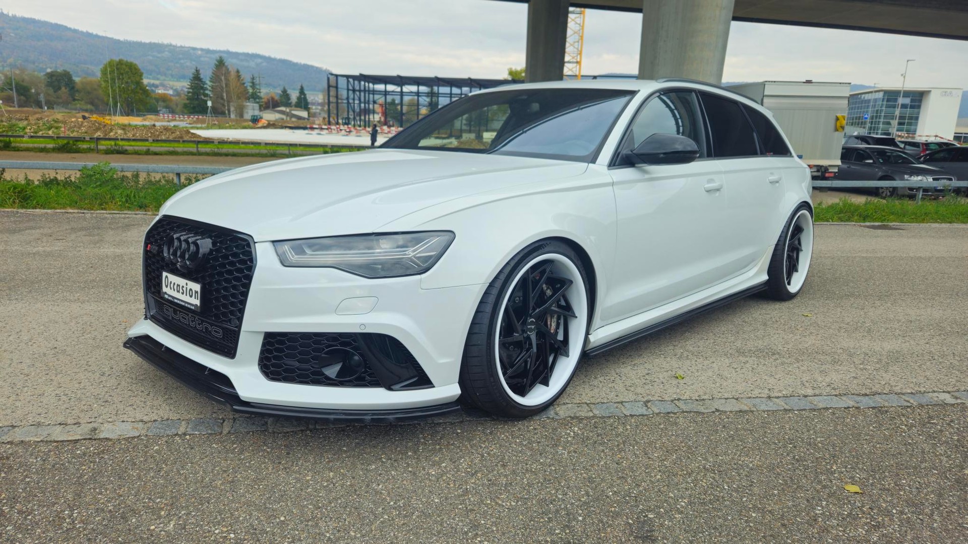 AUDI RS6 Avant 4.0 TFSI V8 performance quattro-image-0