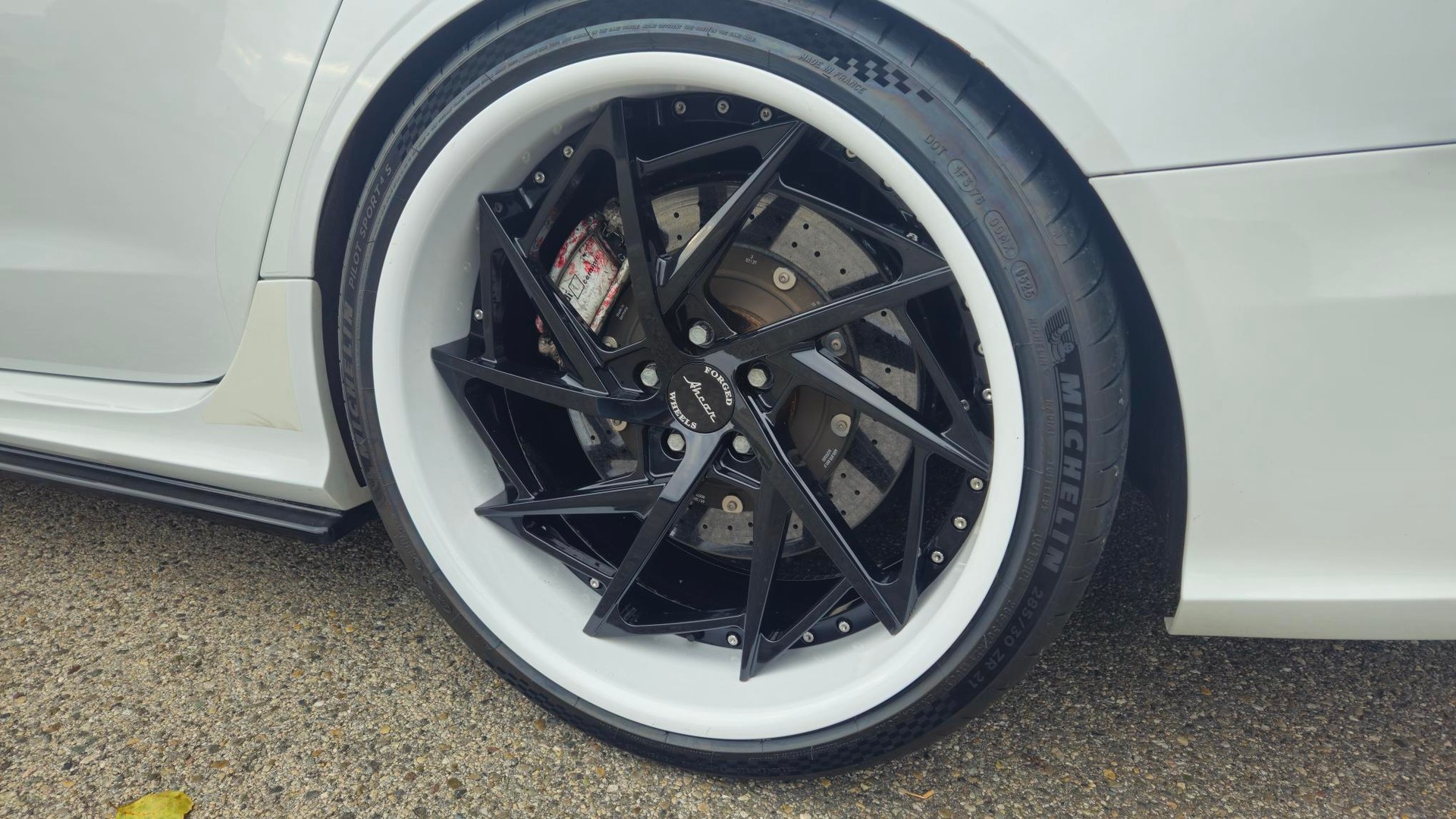 AUDI RS6 Avant 4.0 TFSI V8 performance quattro-image-7