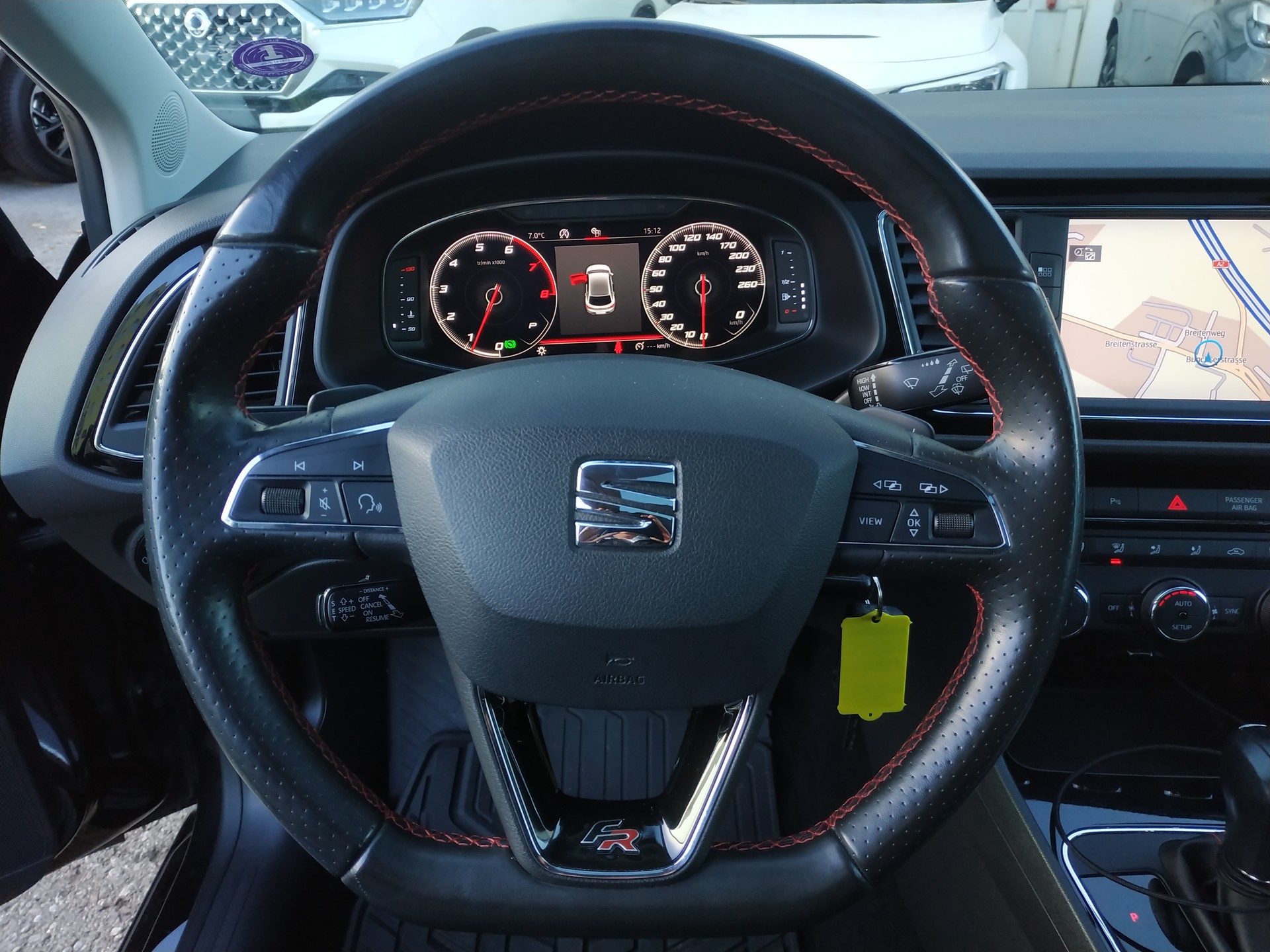SEAT Leon 2.0 TSI SWISS FR DSG Automat-image-15