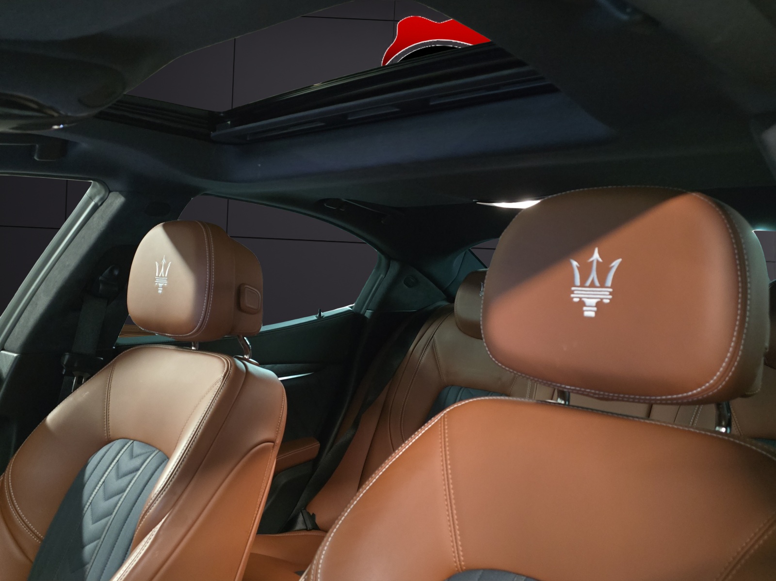 MASERATI Ghibli S Q4 3.0 GranLusso Automatica-image-17