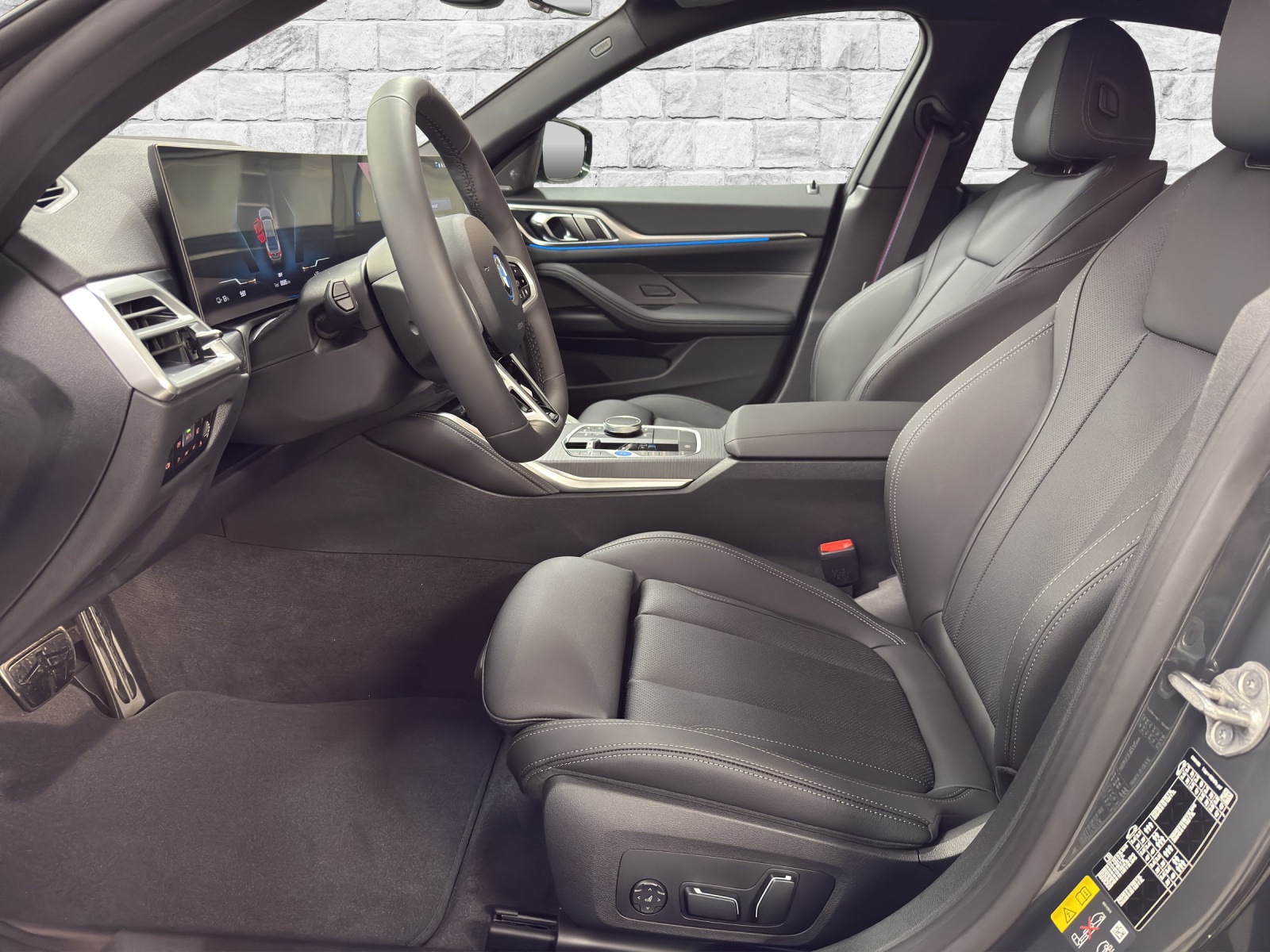 BMW i4 xDrive 40 Edition M Sport-image-6