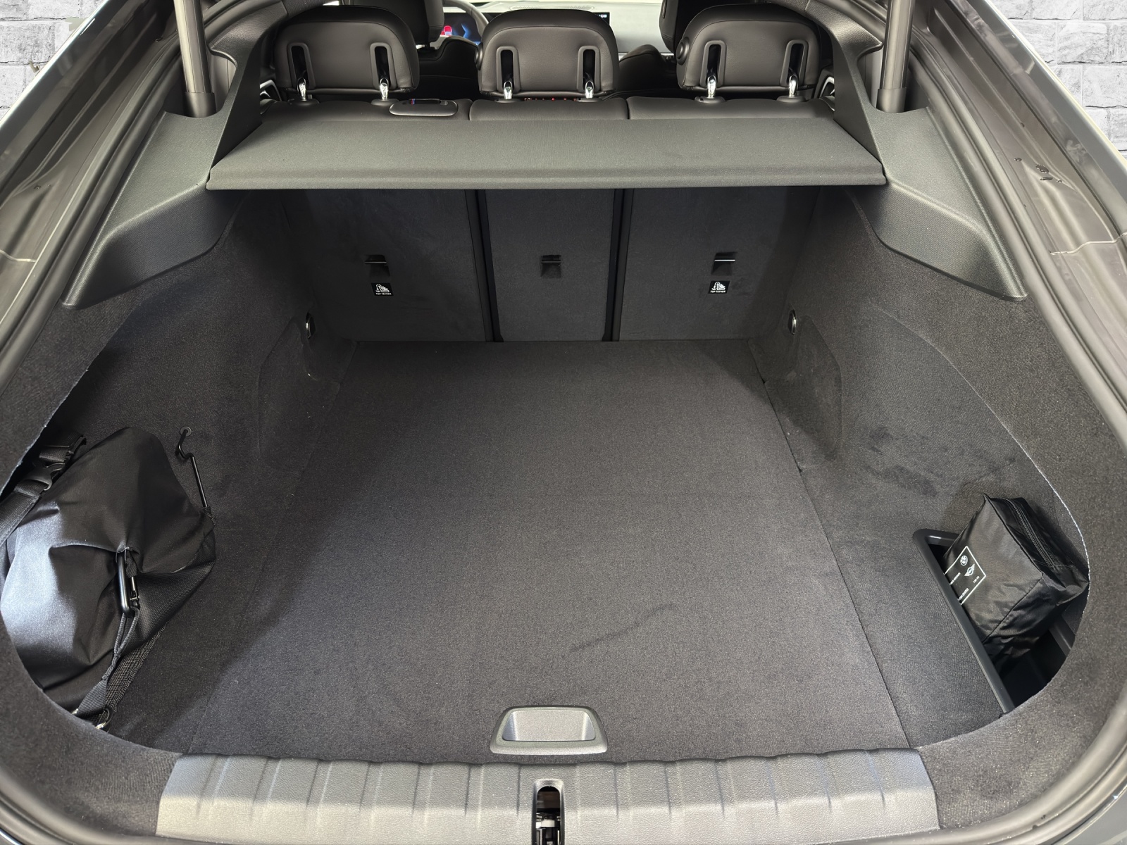BMW i4 xDrive 40 Edition M Sport-image-22