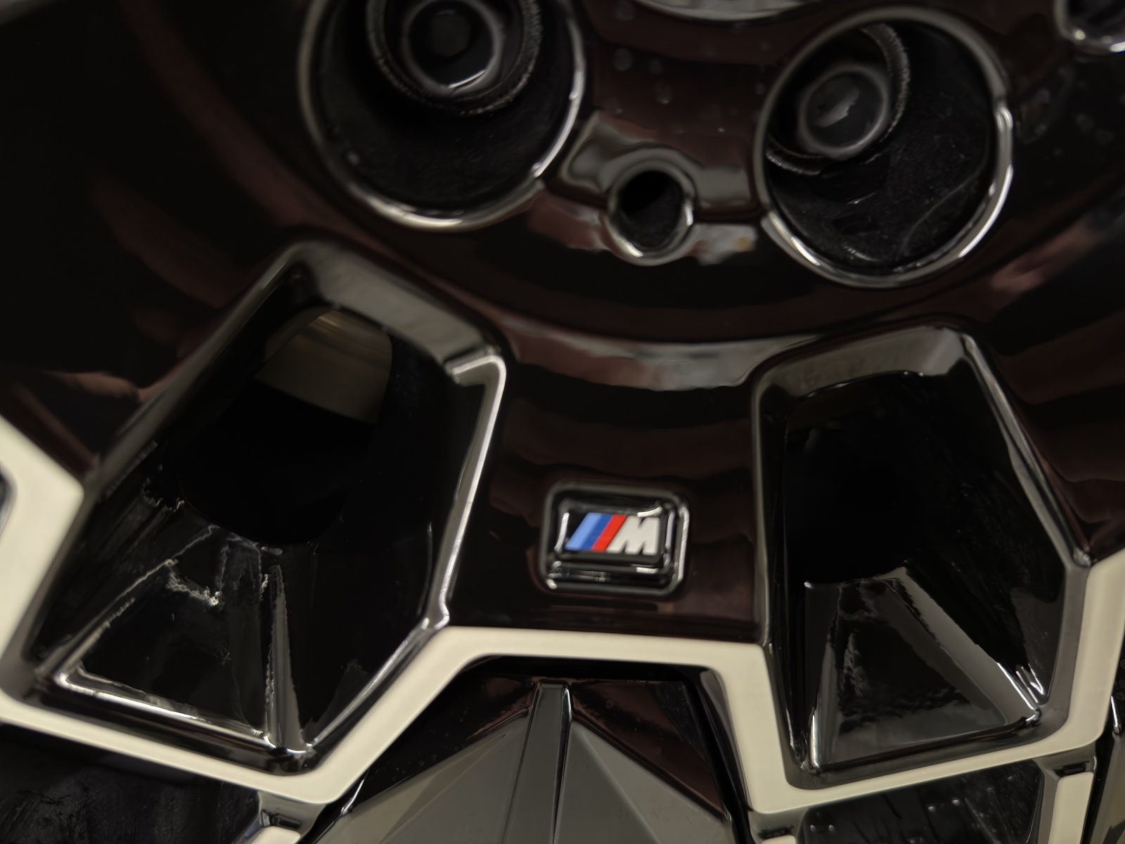 BMW i4 xDrive 40 Edition M Sport-image-20