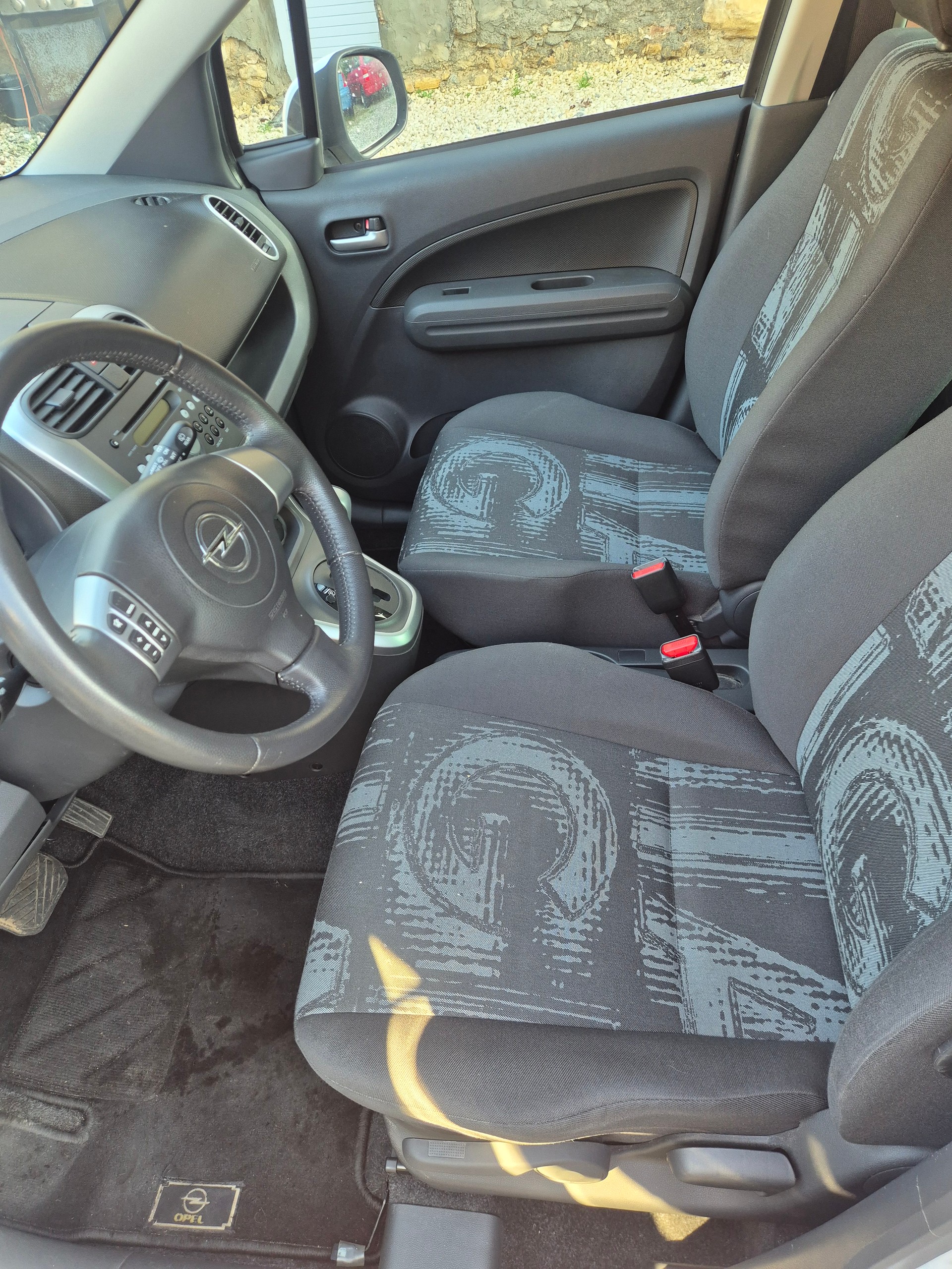 OPEL Agila 1.2 Enjoy Automatic-image-7