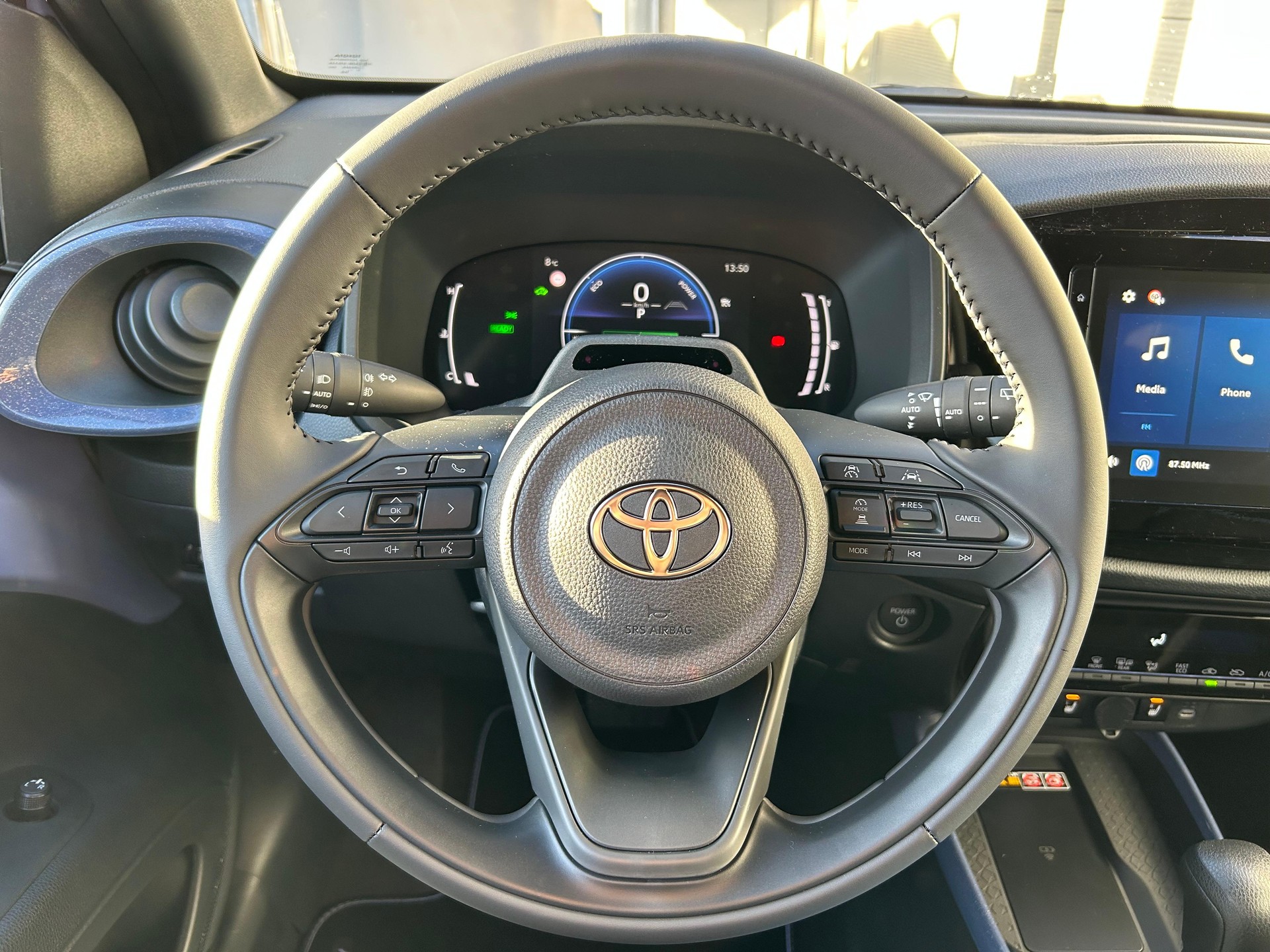 TOYOTA Aygo X 1.5 VVT-i HSD Trend-image-8