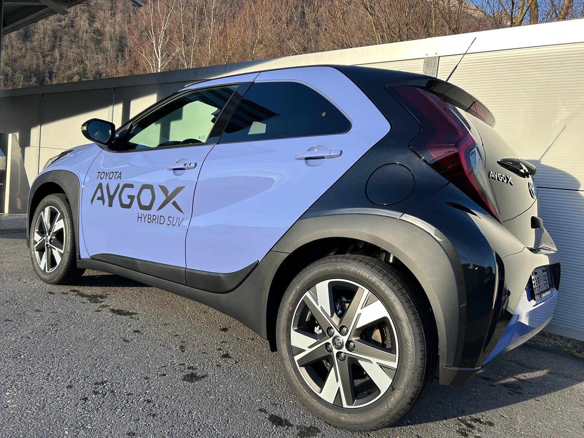 TOYOTA Aygo X 1.5 VVT-i HSD Trend-image-3