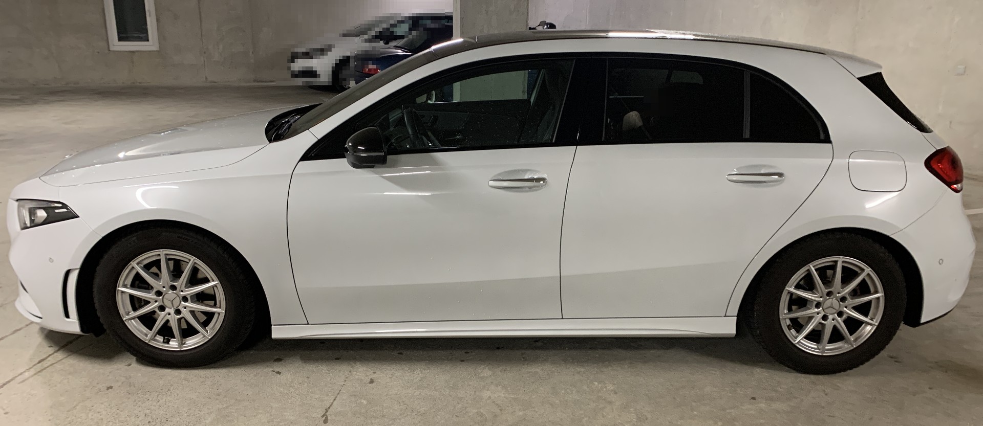 MERCEDES-BENZ A 180 AMG Line 7G-DCT-image-1