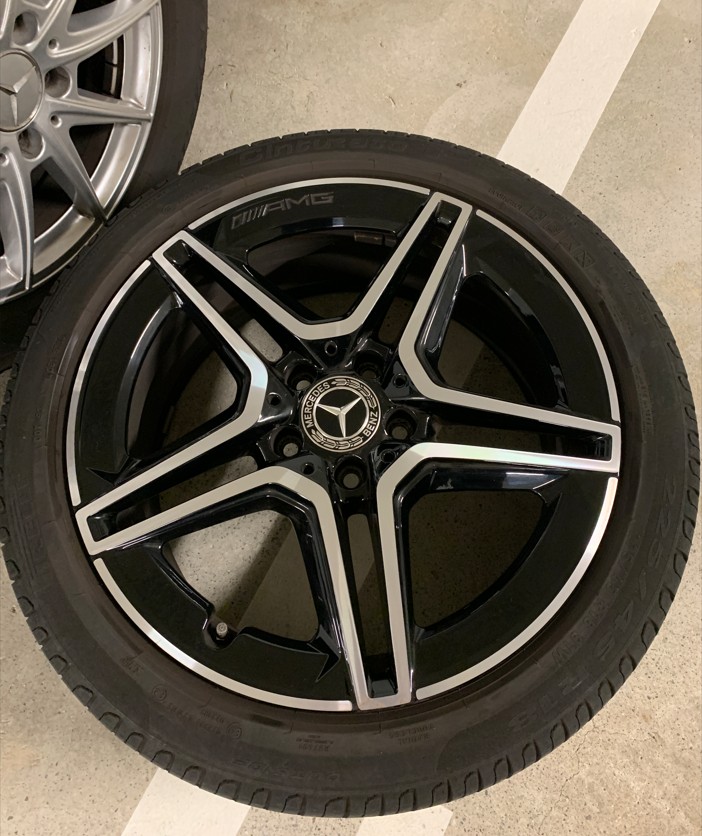 MERCEDES-BENZ A 180 AMG Line 7G-DCT-image-5