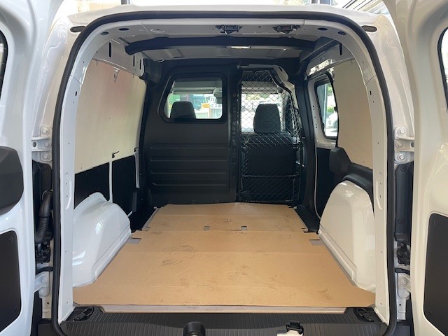 RENAULT Kangoo Van 1.3TCe Standard 130 PF Extra-image-16