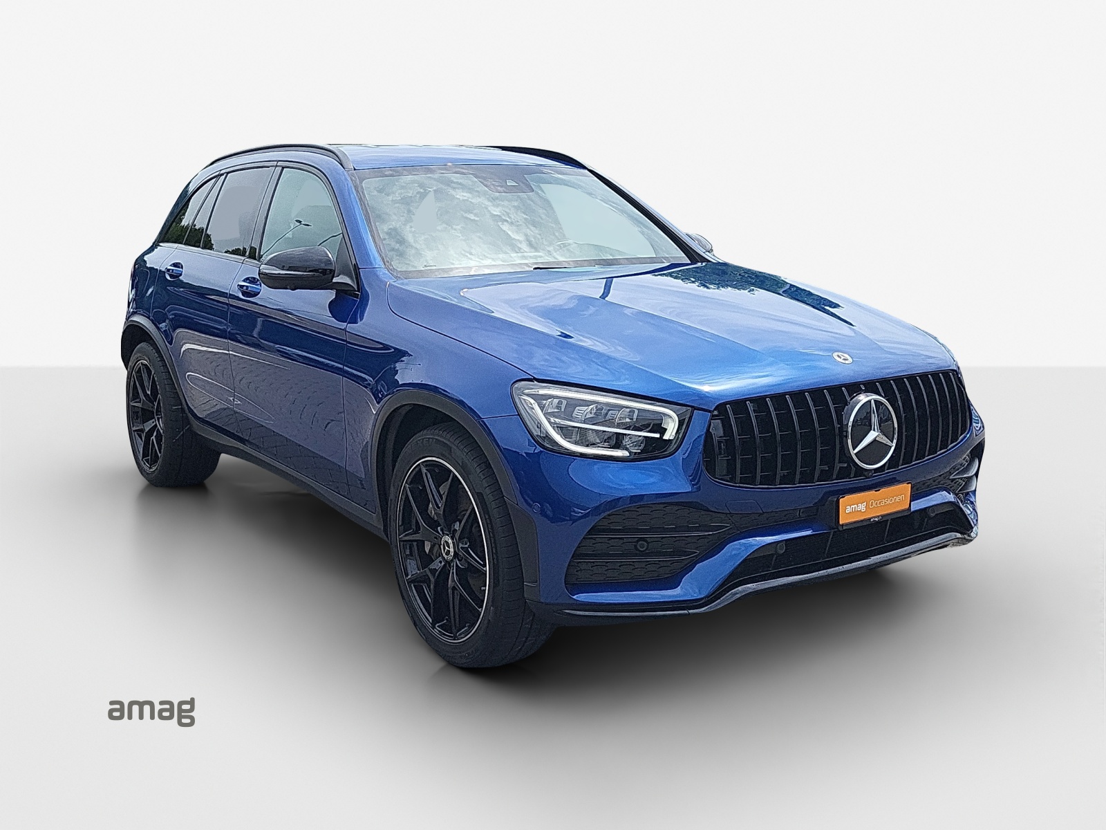 MERCEDES-BENZ GLC 300 d AMG Line 4Matic 9G-Tronic-image-5