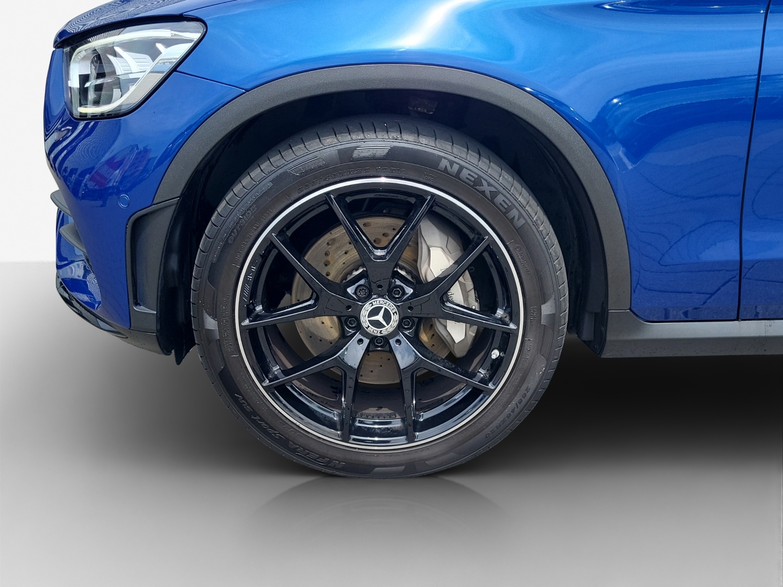 MERCEDES-BENZ GLC 300 d AMG Line 4Matic 9G-Tronic-image-14