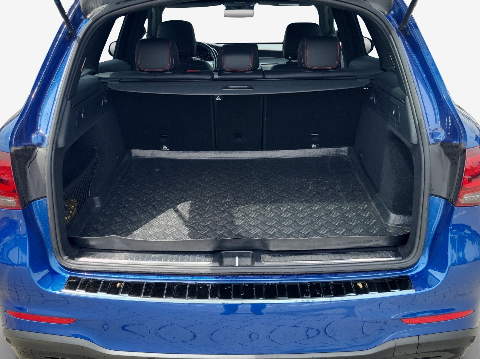 MERCEDES-BENZ GLC 300 d AMG Line 4Matic 9G-Tronic-image-12