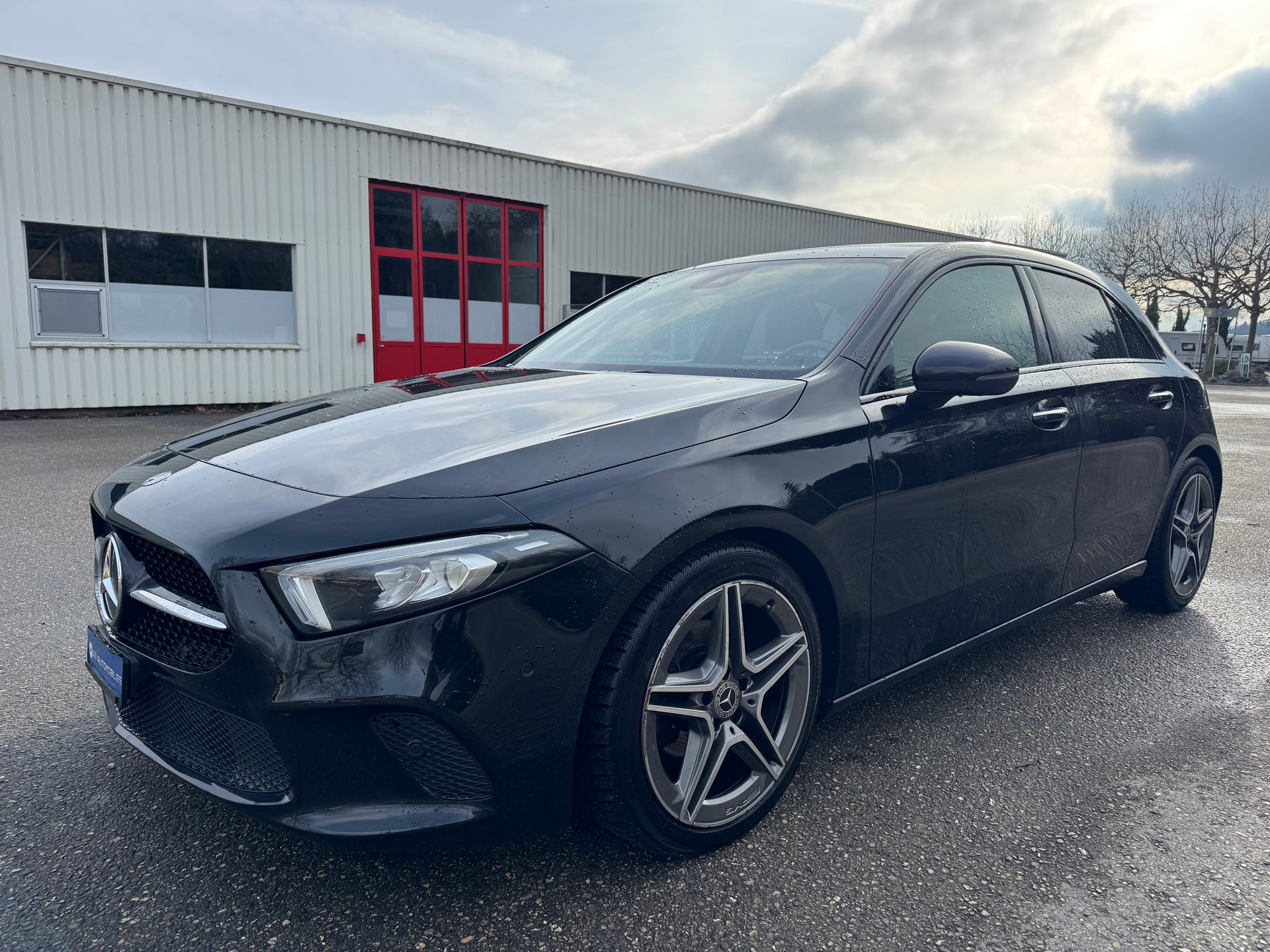 MERCEDES-BENZ A 180 d Style 7G-DCT-image-0