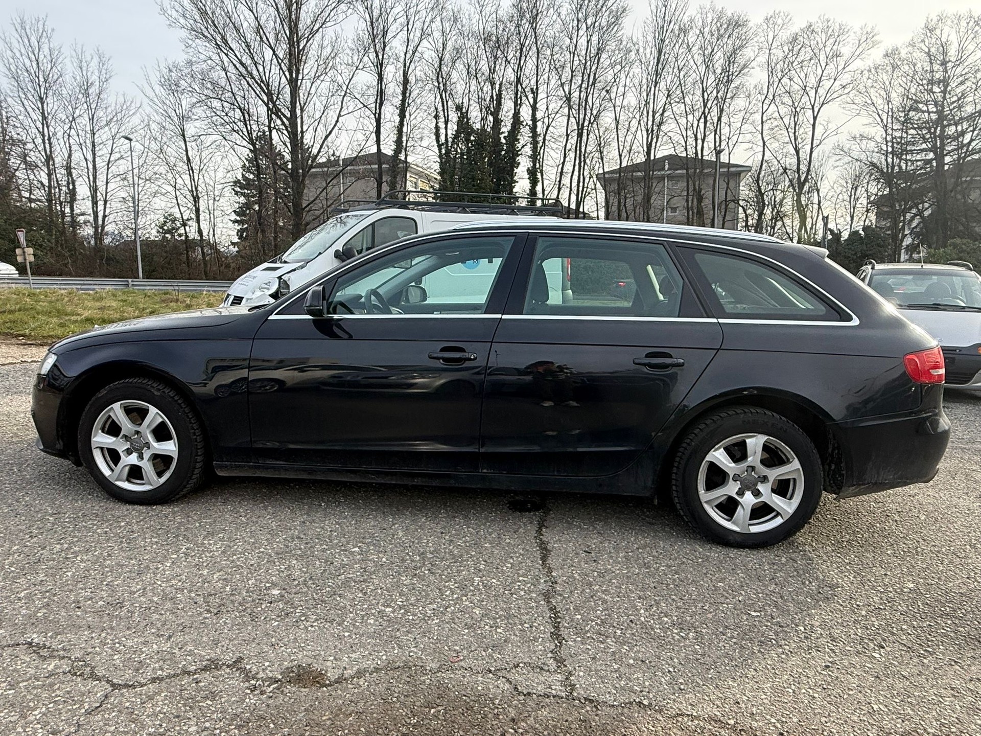 AUDI A4 Avant 2.0 TFSI multitronic-image-7