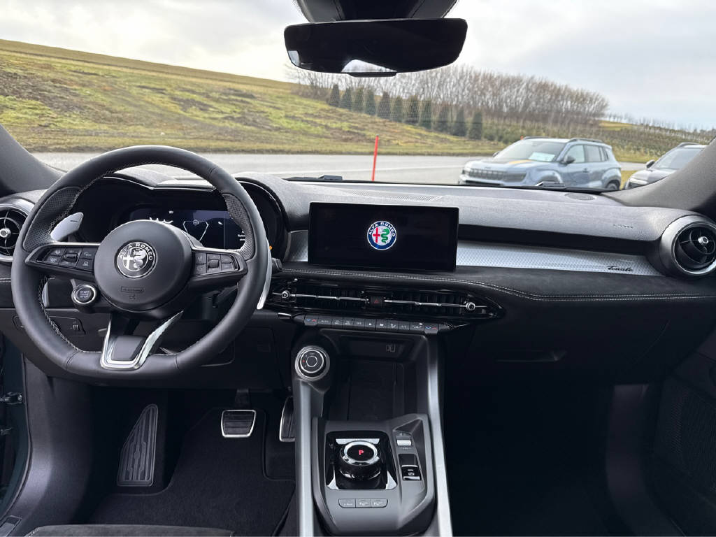 ALFA ROMEO Tonale 1.3 Plug-in Hybrid Sport Speciale Launch Q4-showroom-element-2