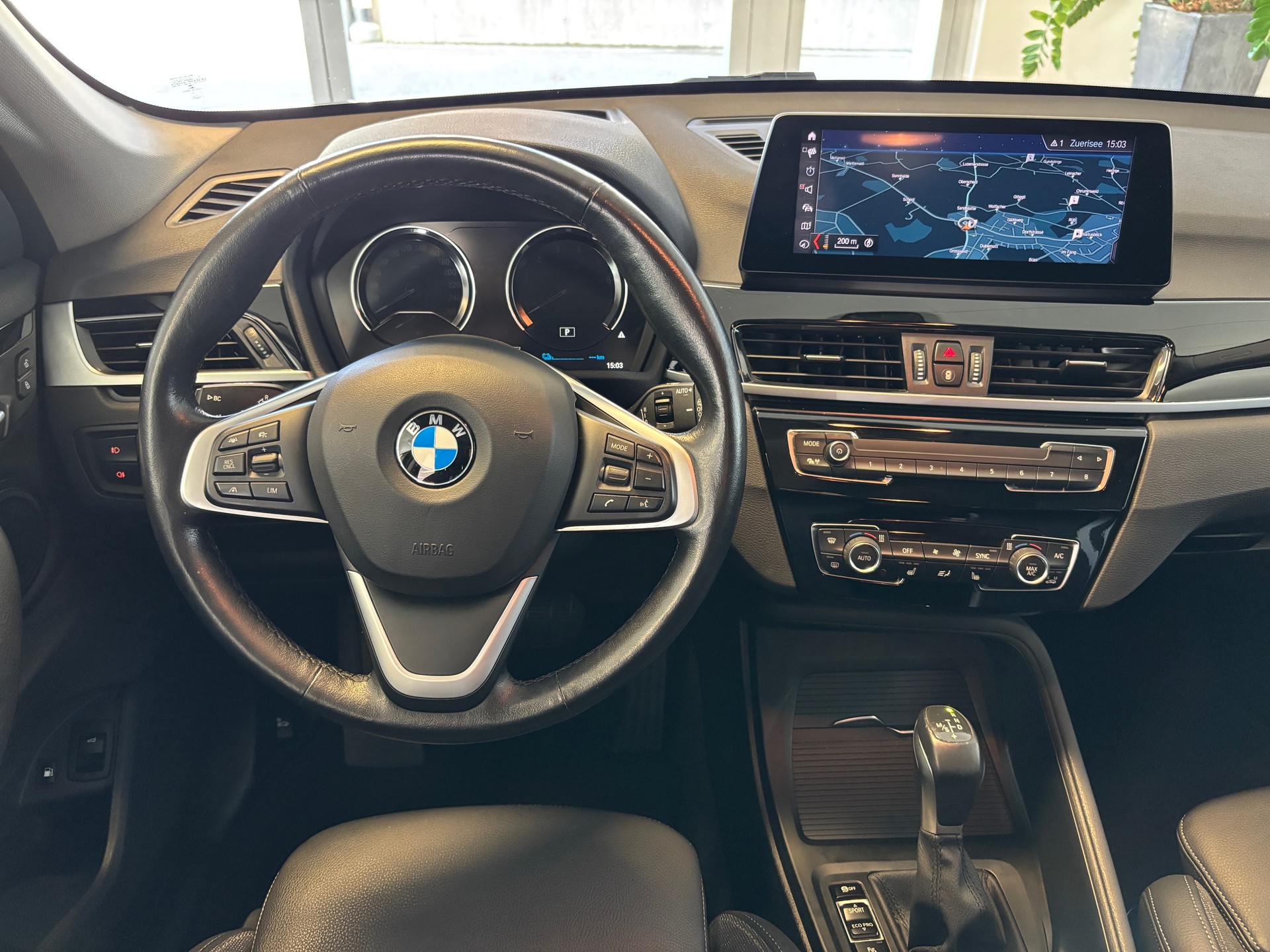 BMW X1 xDrive 25e Steptronic-image-13