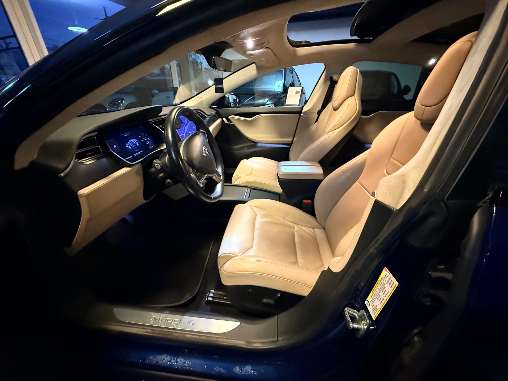 TESLA Model S 100 D-image-23