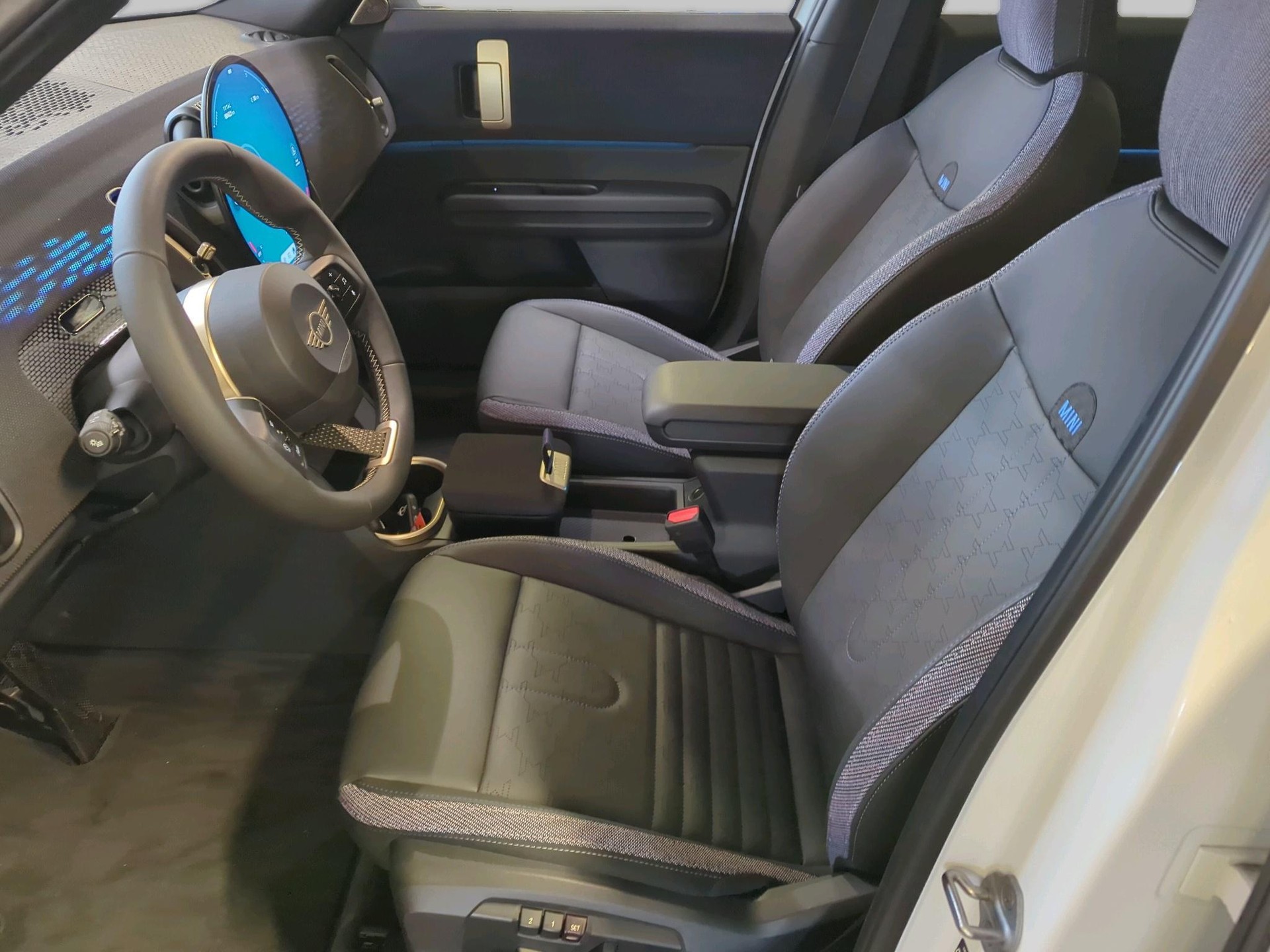 MINI Countryman S ALL4-image-13