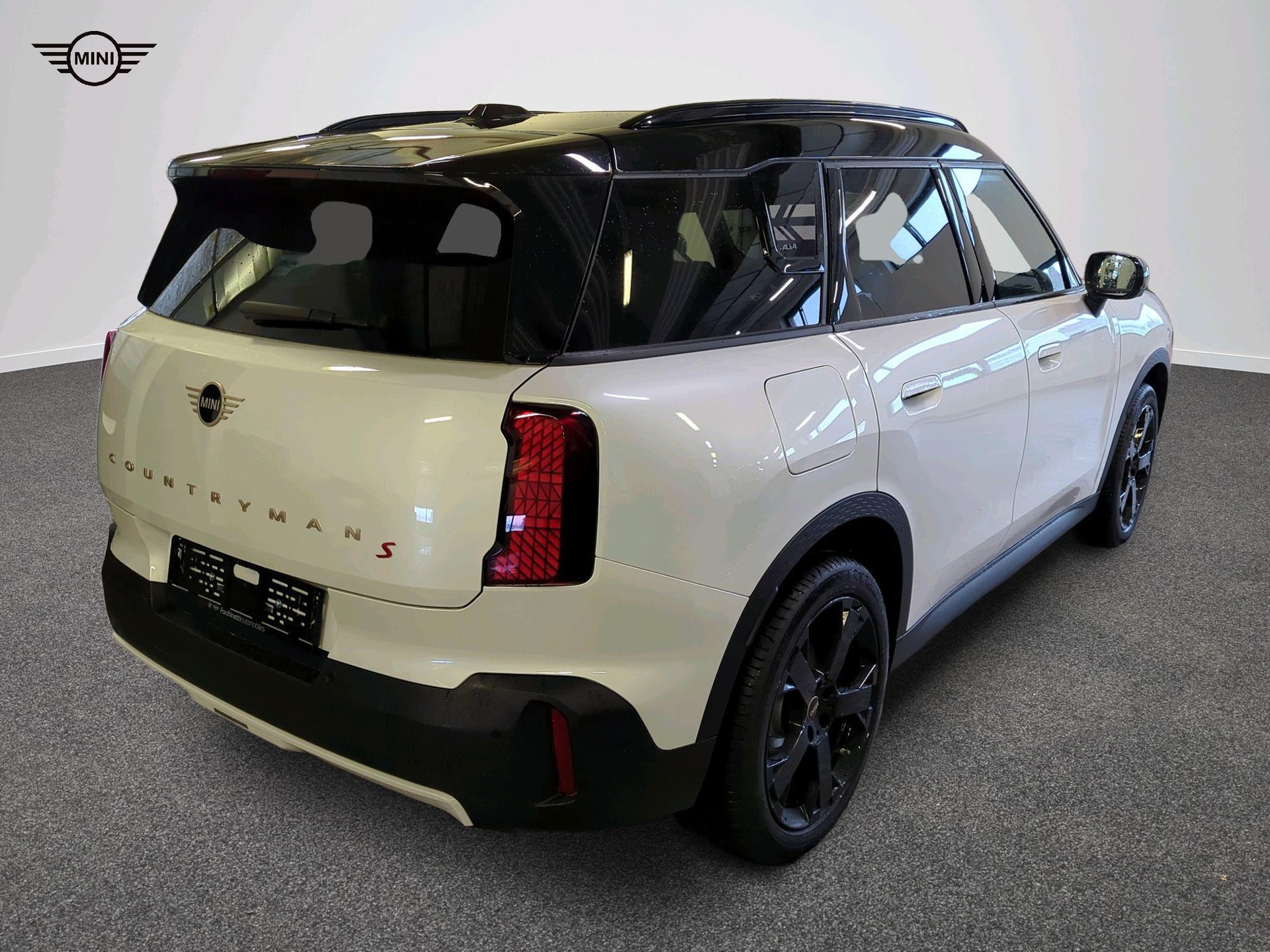 MINI Countryman S ALL4-image-3