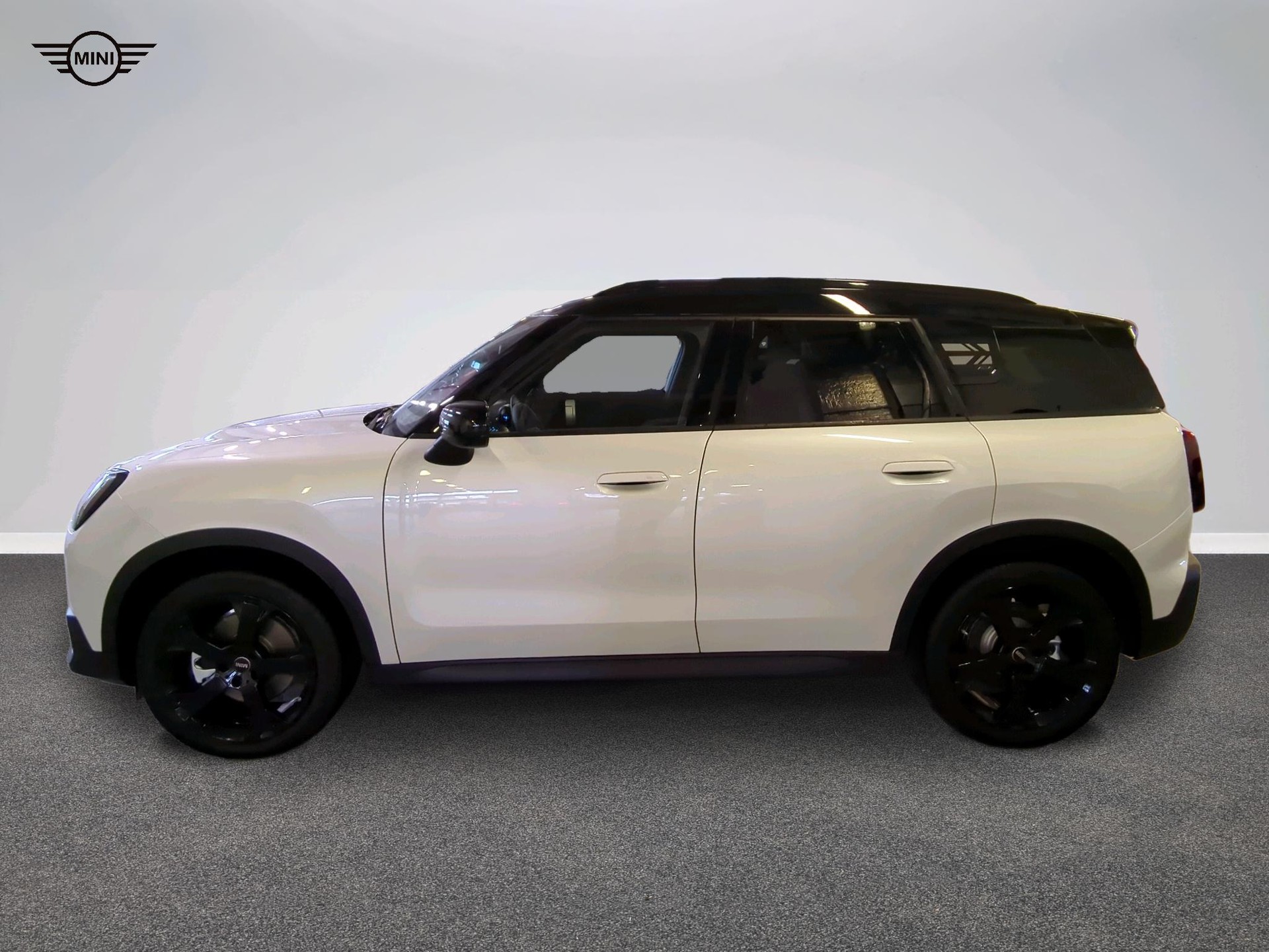 MINI Countryman S ALL4-image-2
