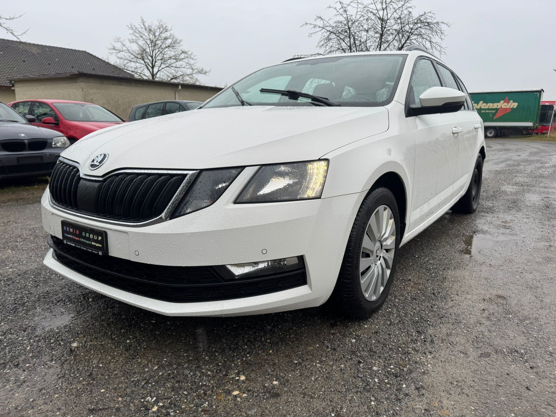 SKODA Octavia Combi 2.0 TDI Ambition 4x4-image-1