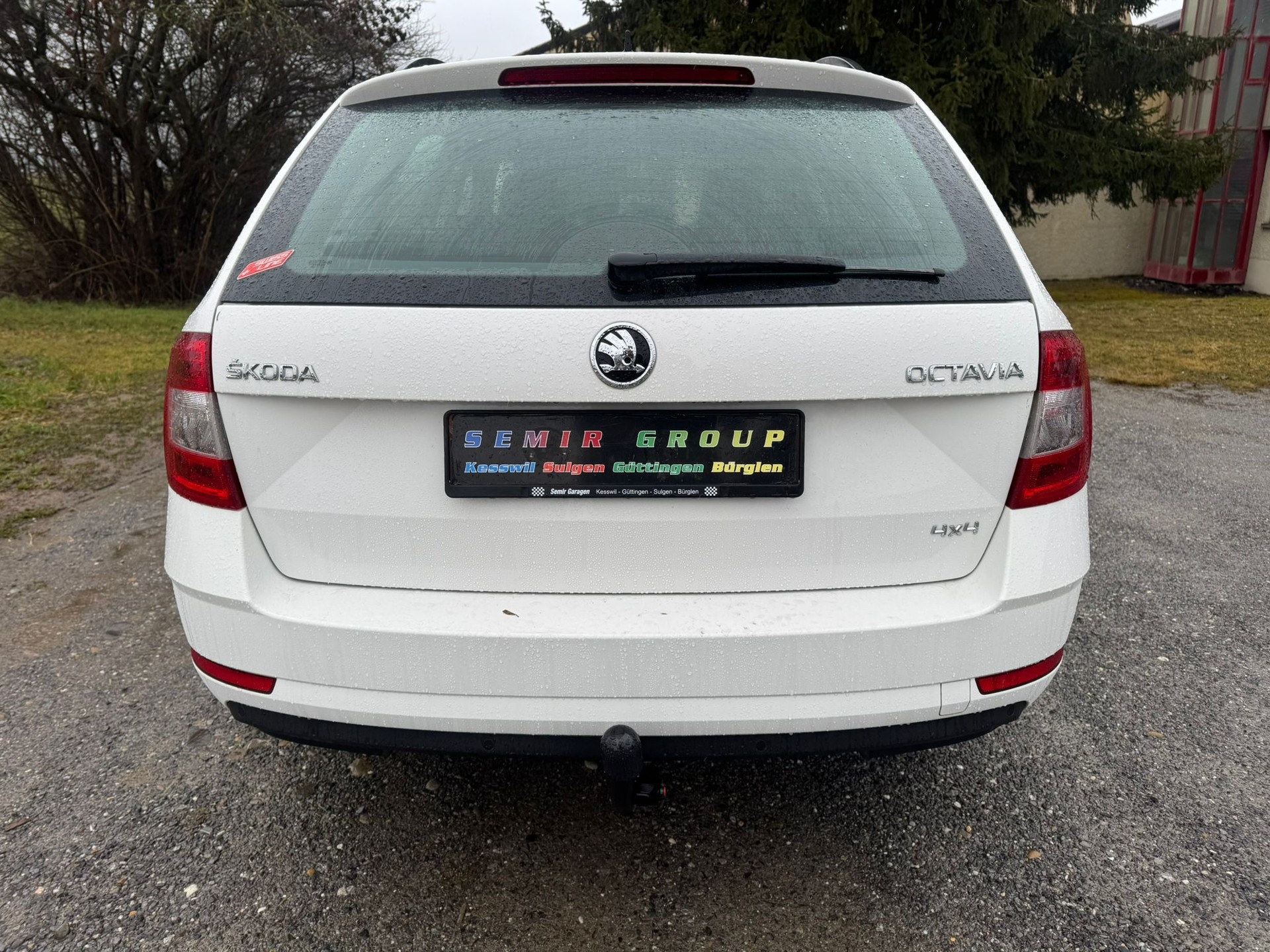 SKODA Octavia Combi 2.0 TDI Ambition 4x4-image-7