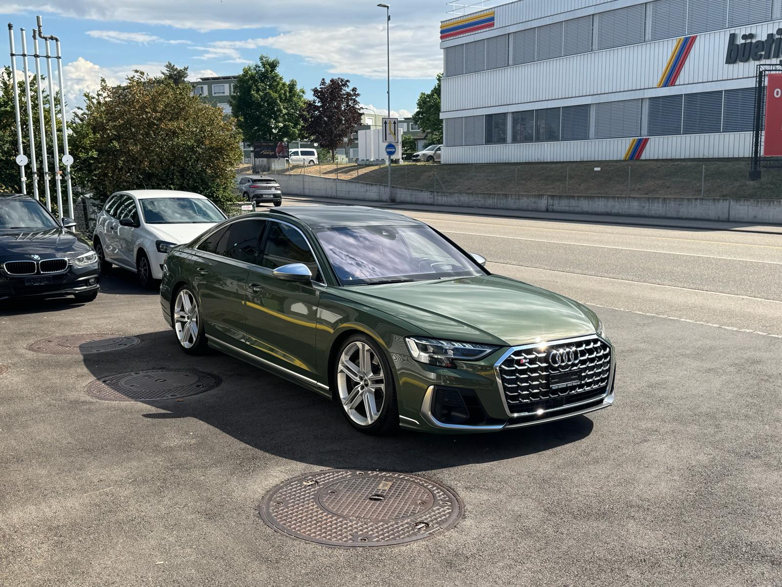 AUDI S8 TFSI quattro tiptronic-image-0